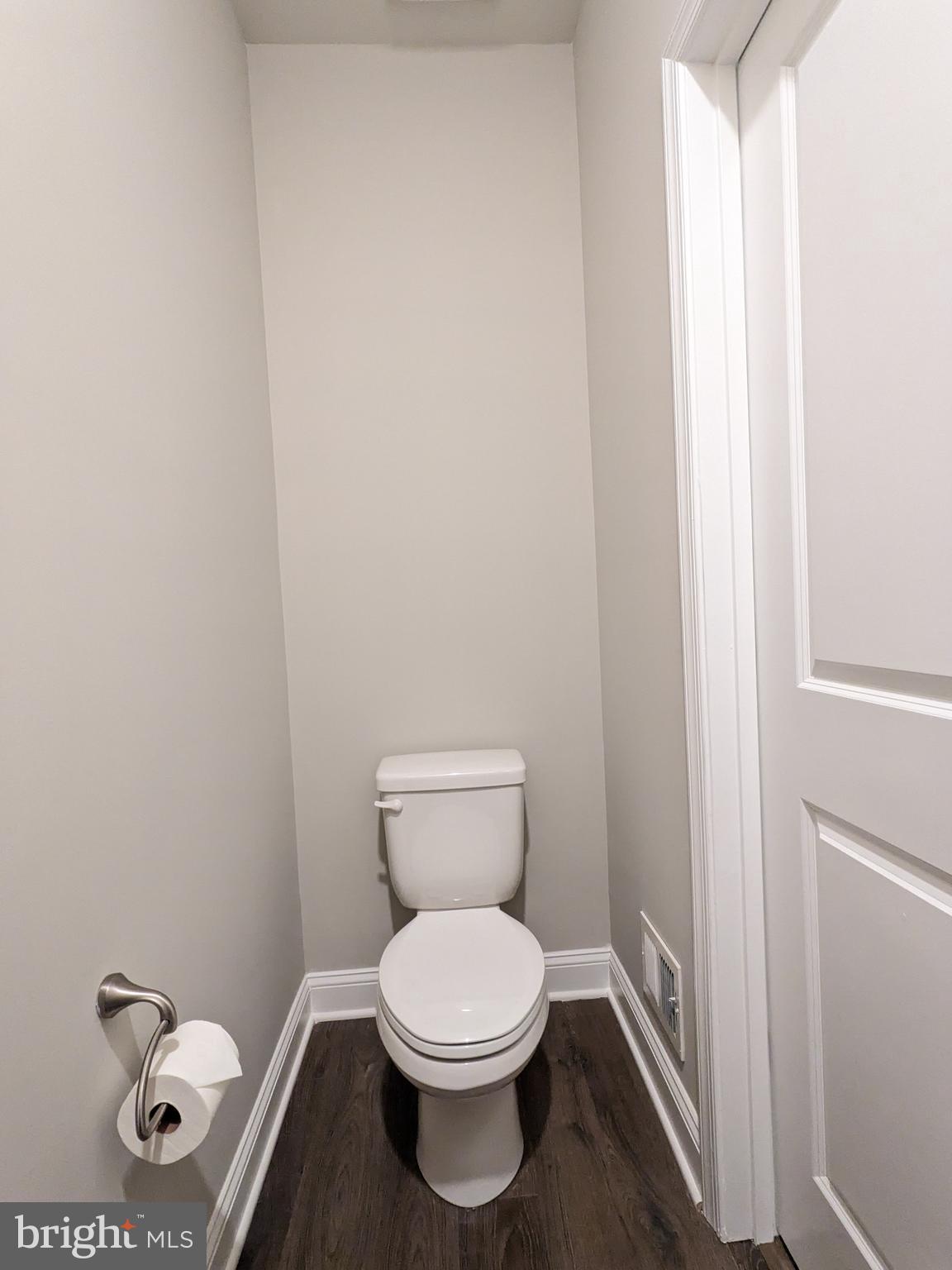 THE WOODS AT MYRTLE POINT - Residential