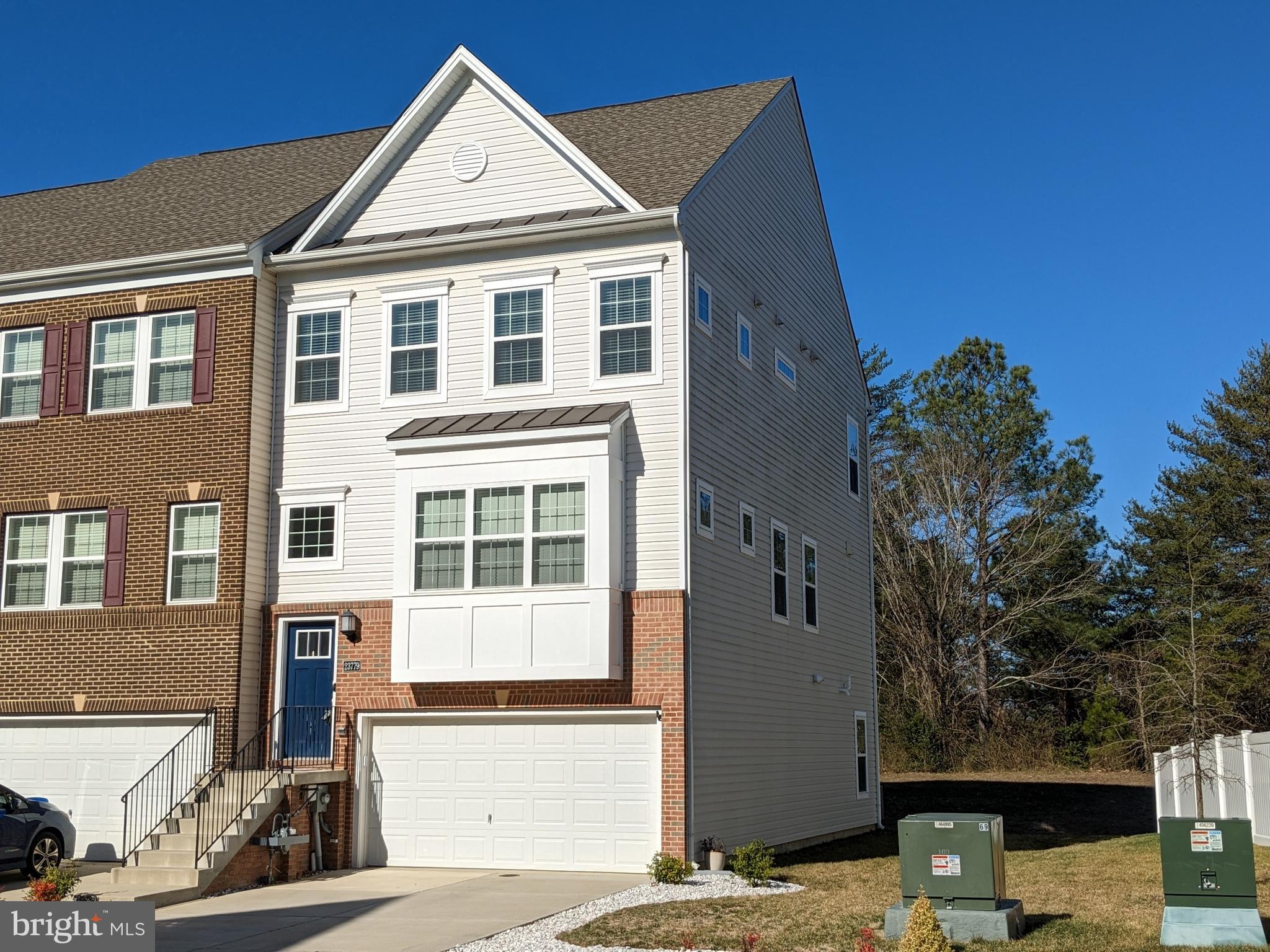 THE WOODS AT MYRTLE POINT - Residential