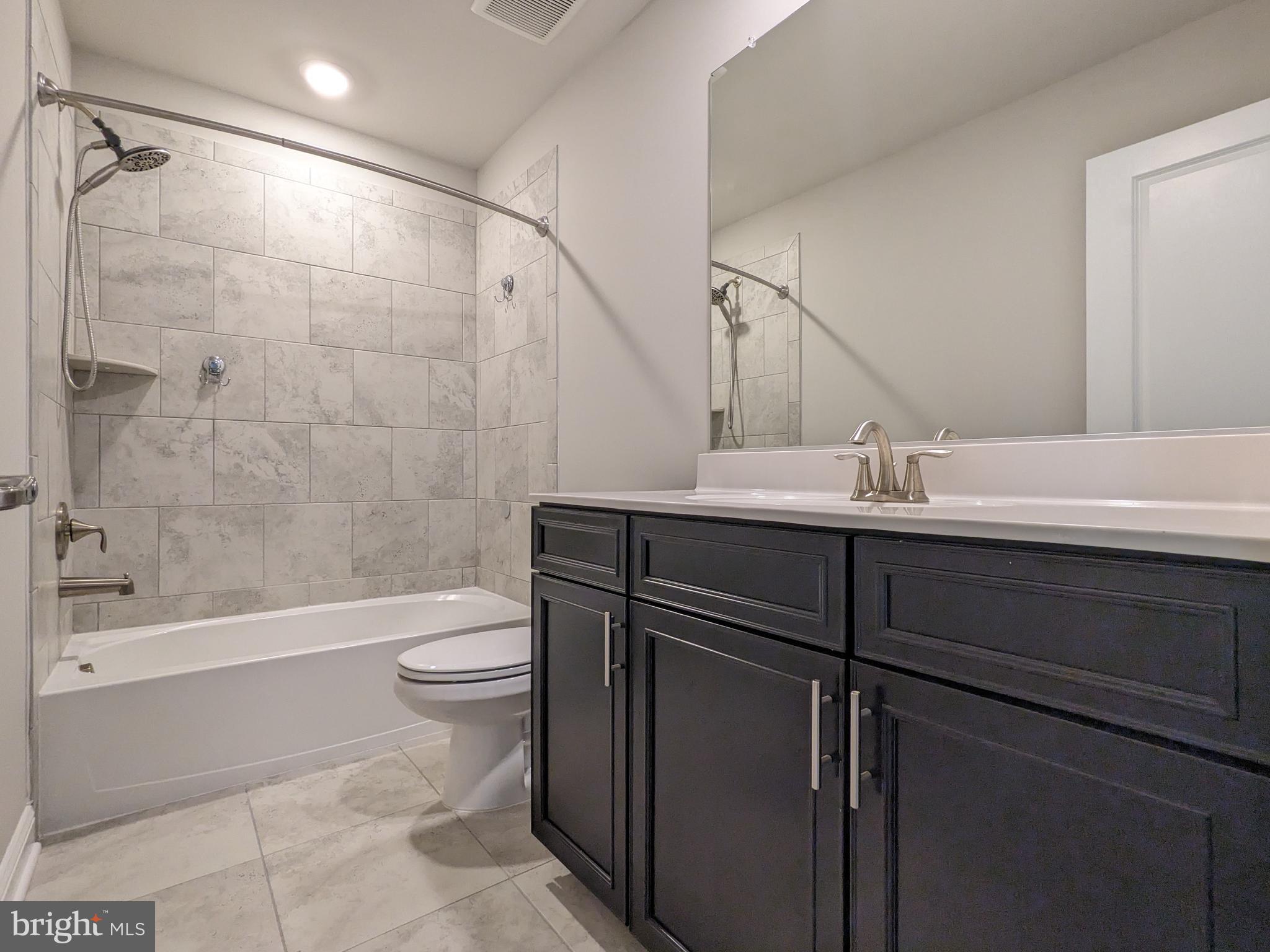 THE WOODS AT MYRTLE POINT - Residential