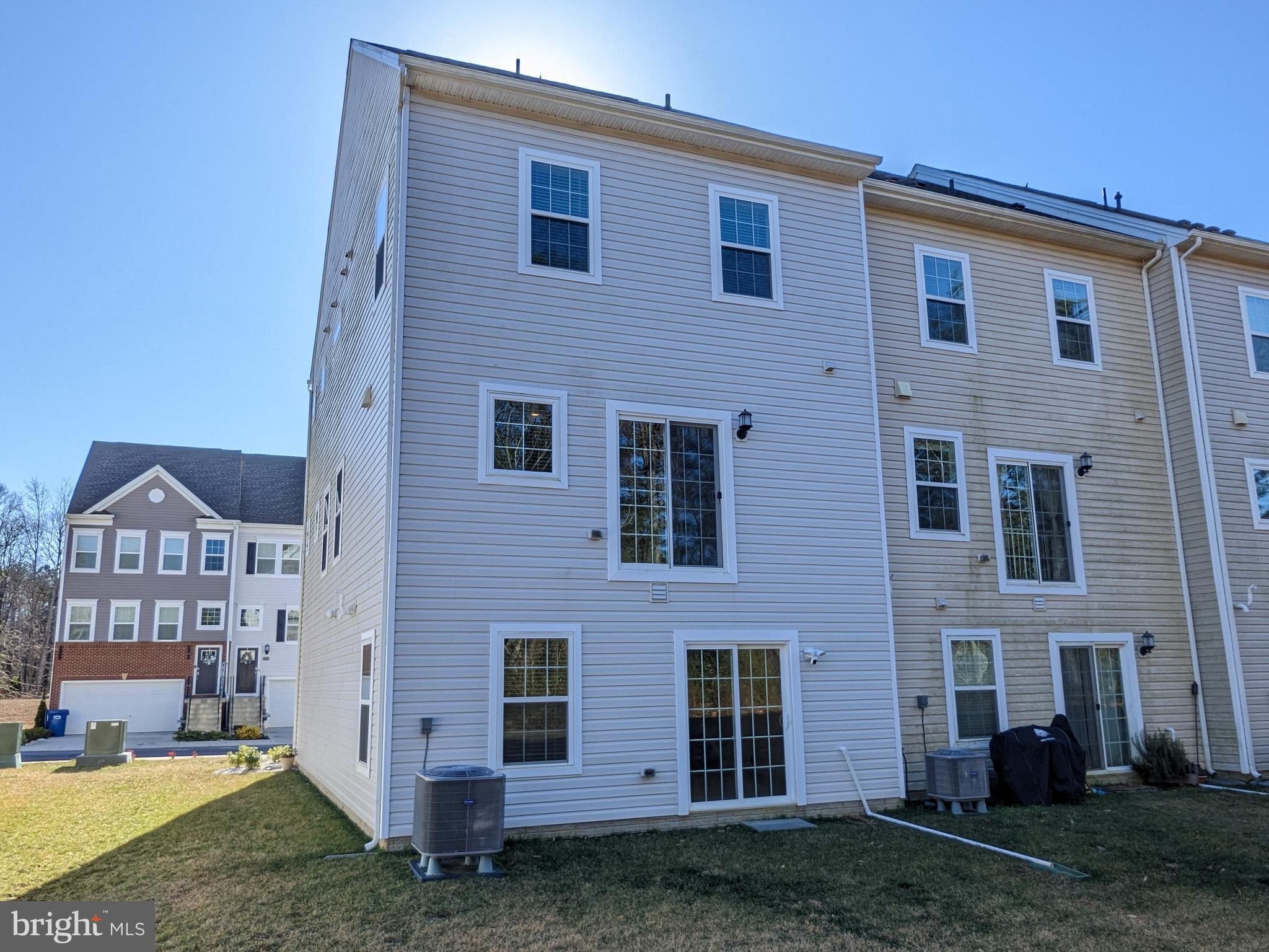 THE WOODS AT MYRTLE POINT - Residential