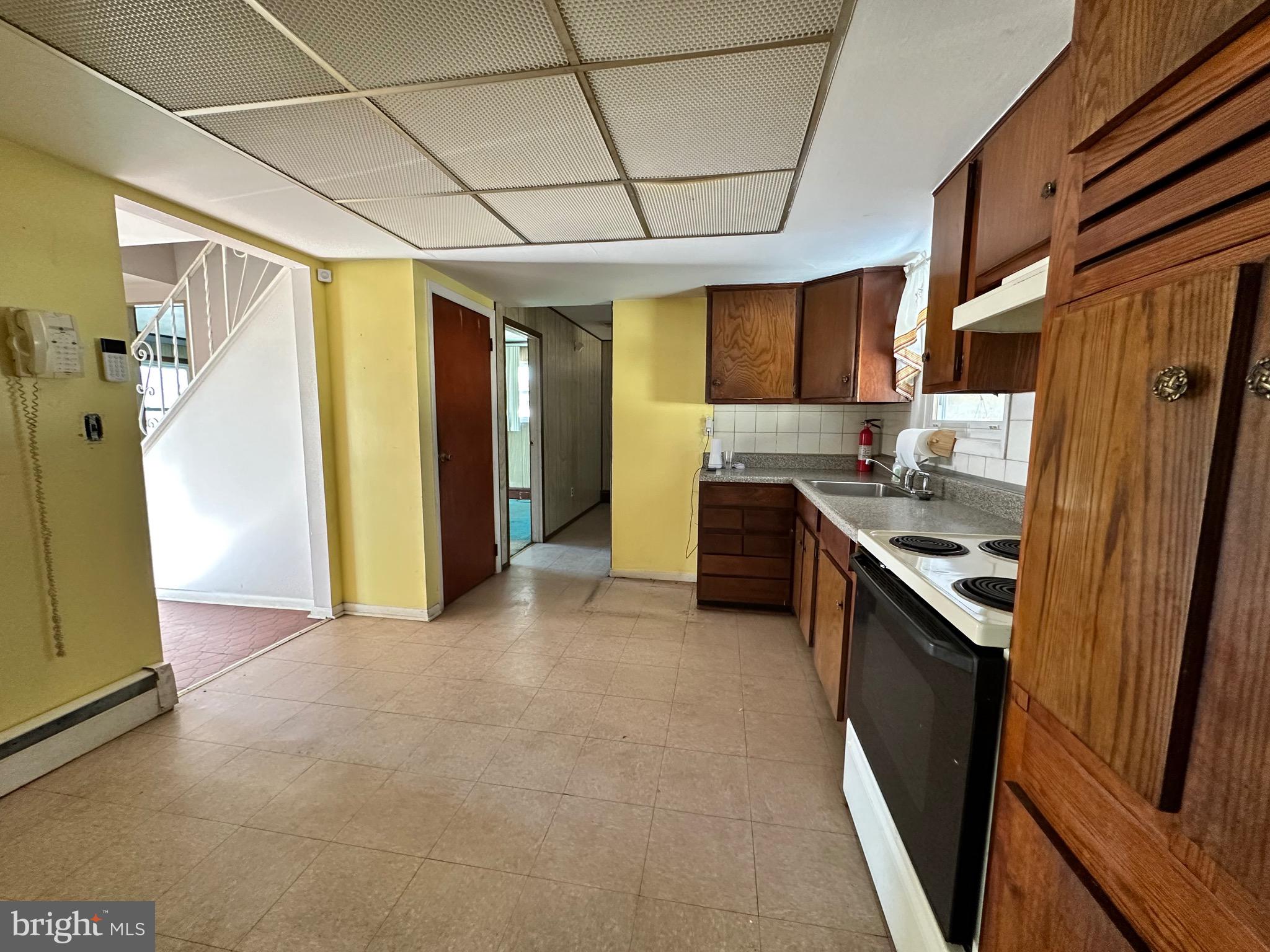 ELKINS PARK - Residential