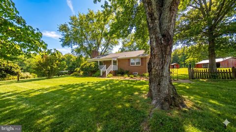 Homes For Rent - 27478 Old Office Road<br/> CULPEPER, VA 22701