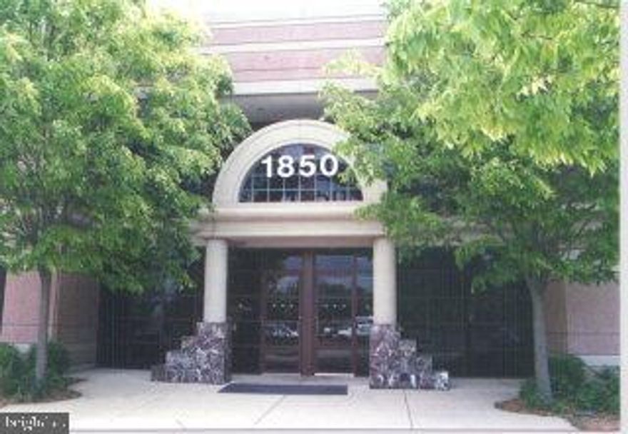 Well-designed, second floor office space with abundant natural light in Greenfield. It features four private offices, a conference room and an employee breakroom/kitchen area. In addition, it has great storage and a welcoming reception area. The building is served by an elevator and has Class A finishes.

This space is presently available for sublease, though a direct lease with the landlord may be possible. Call to learn more.