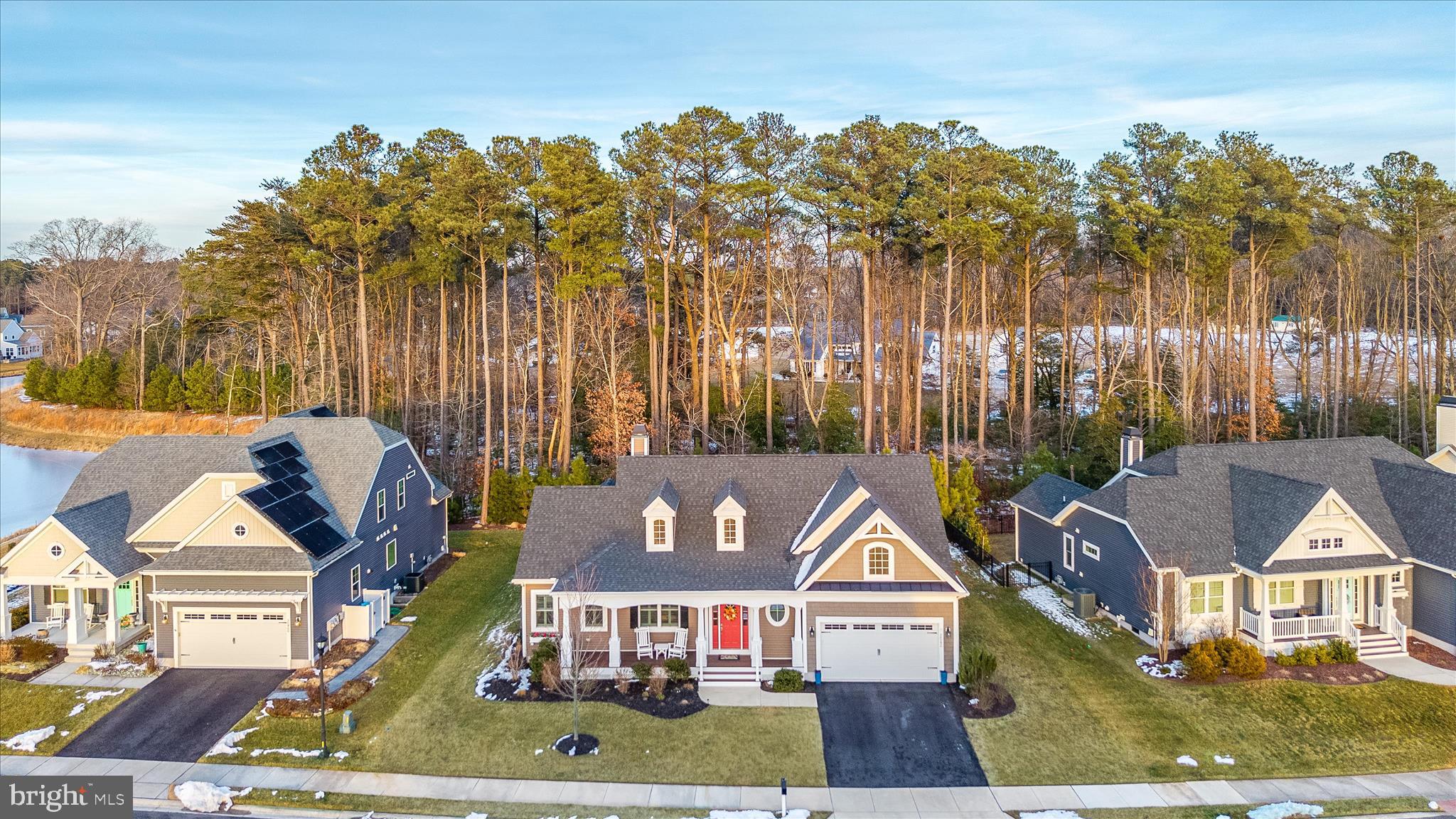 PENINSULA LAKES - Residential