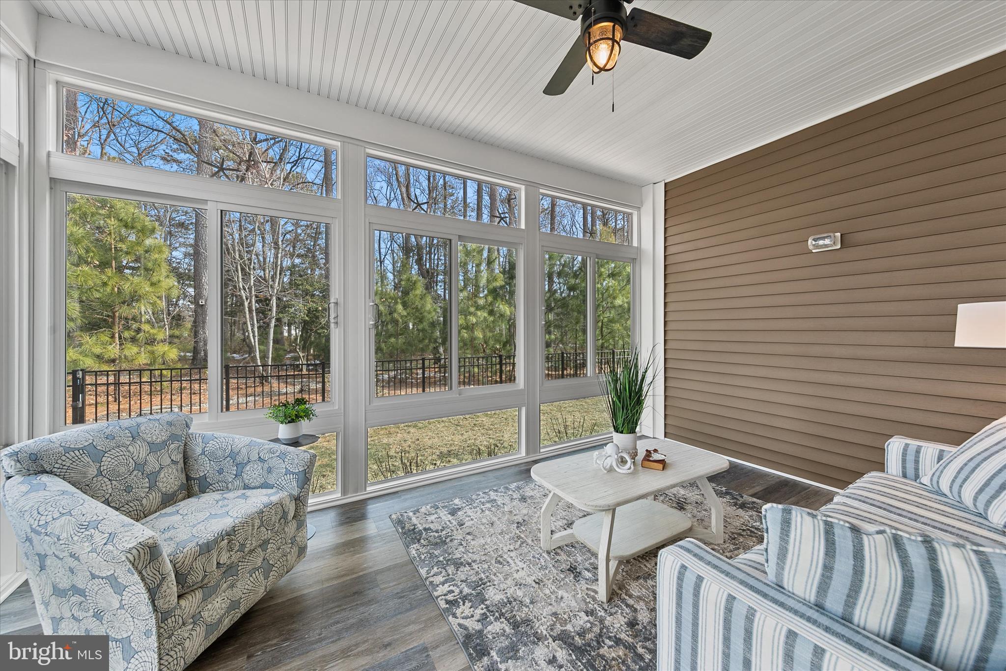 PENINSULA LAKES - Residential