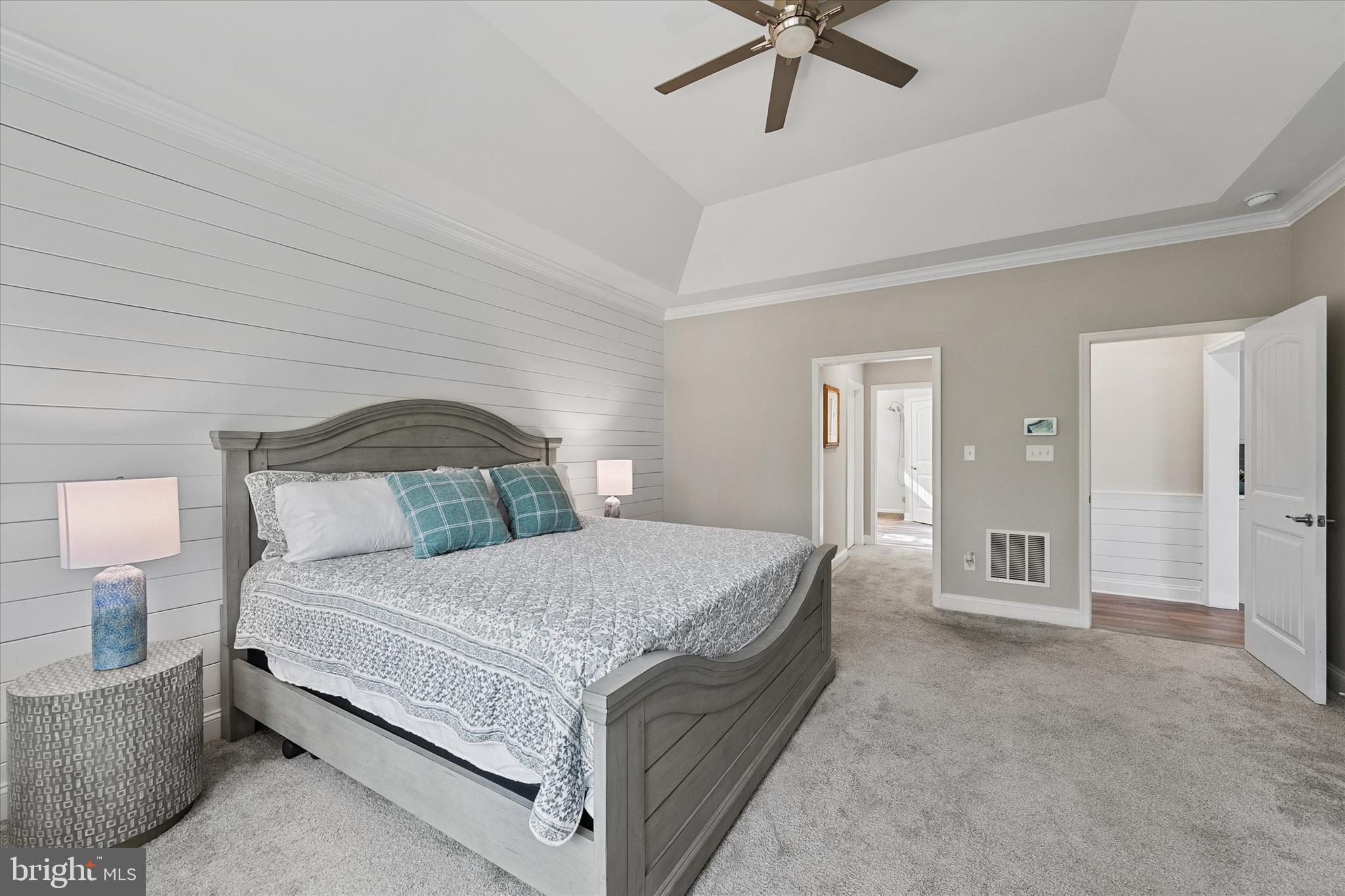 PENINSULA LAKES - Residential