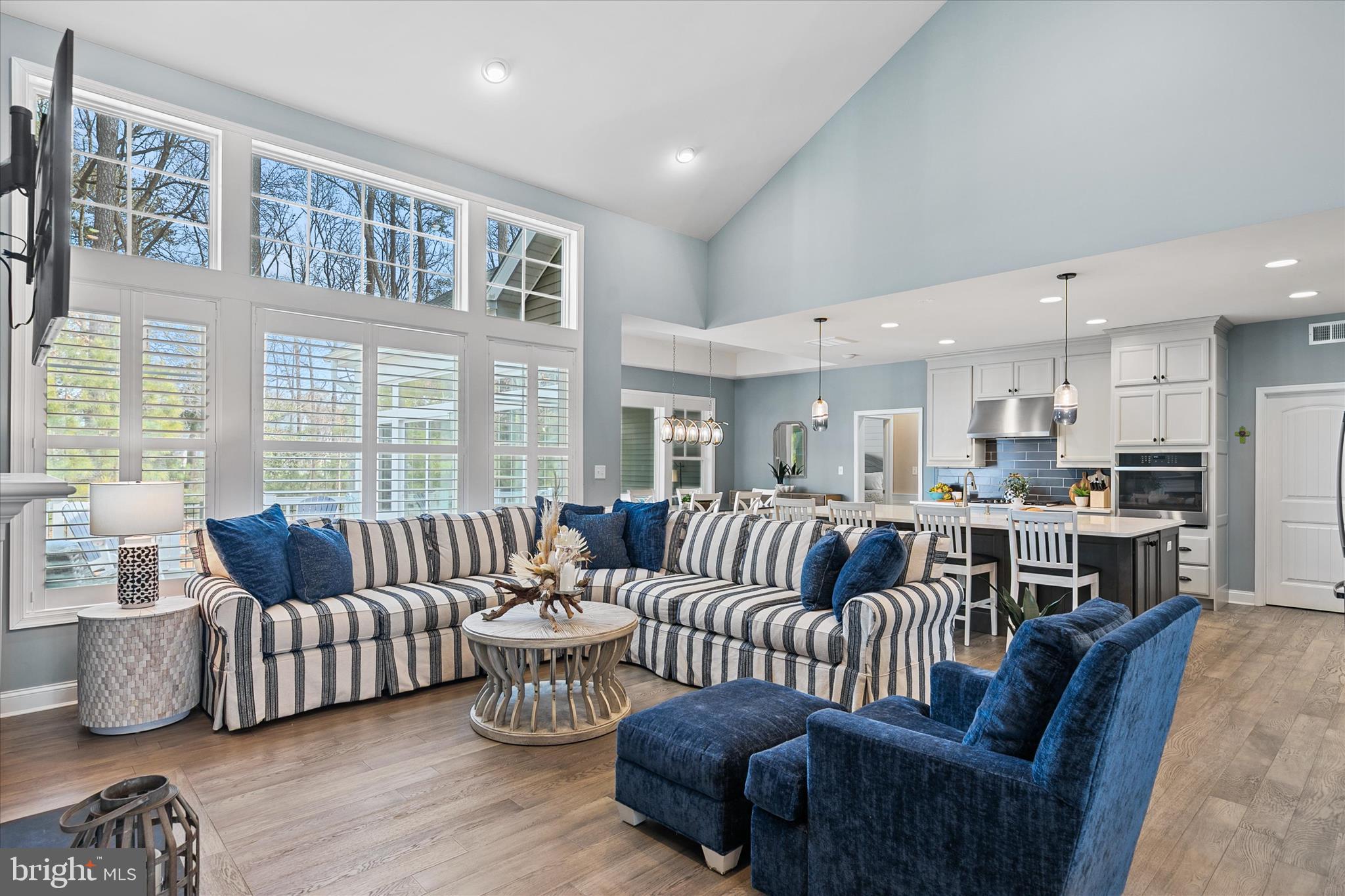 PENINSULA LAKES - Residential