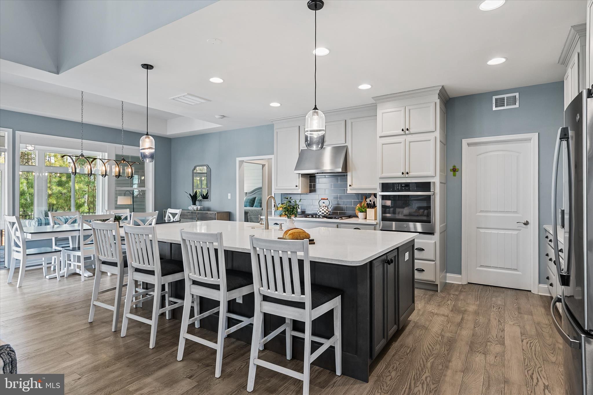 PENINSULA LAKES - Residential