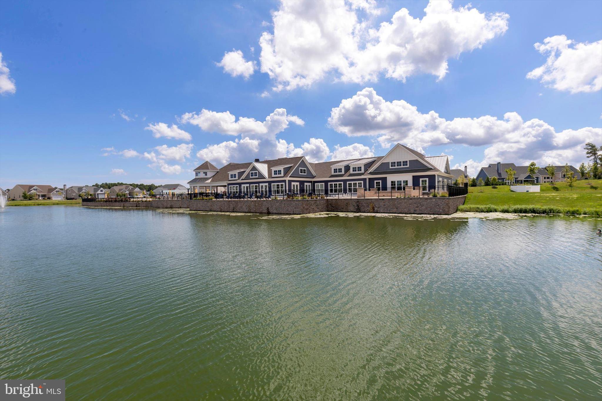 PENINSULA LAKES - Residential