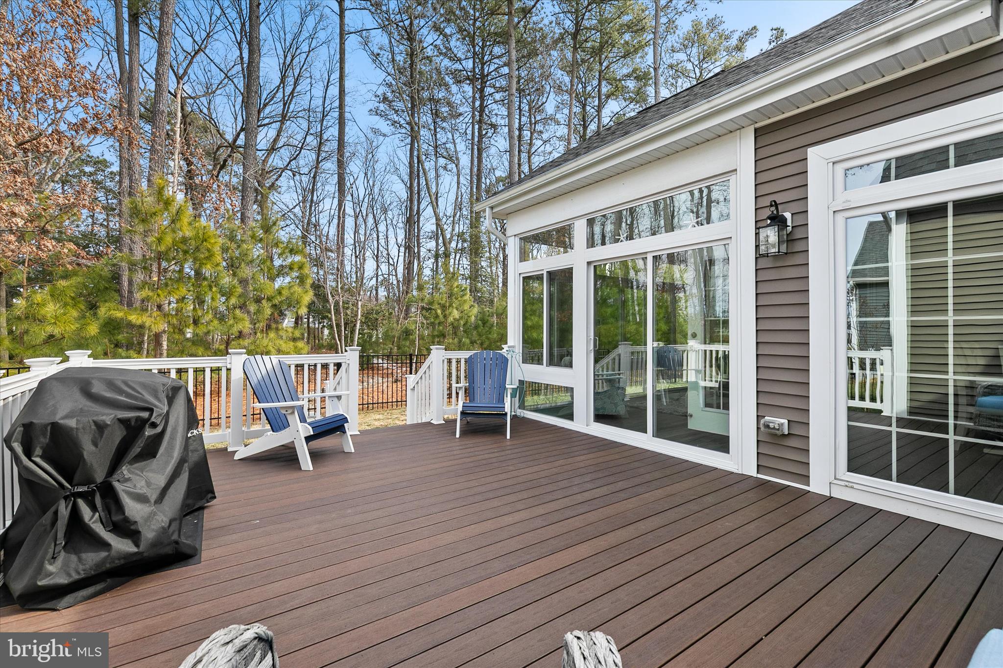 PENINSULA LAKES - Residential