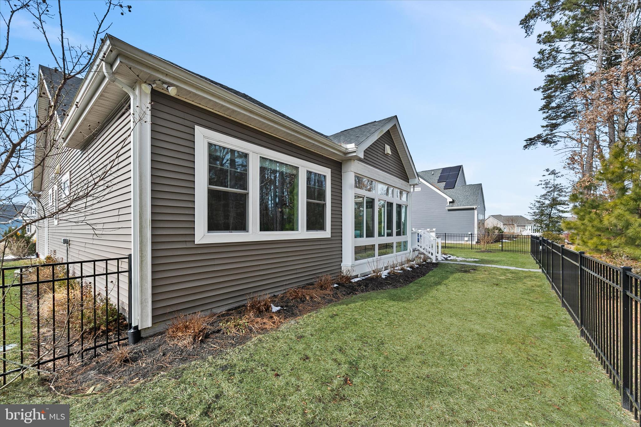 PENINSULA LAKES - Residential