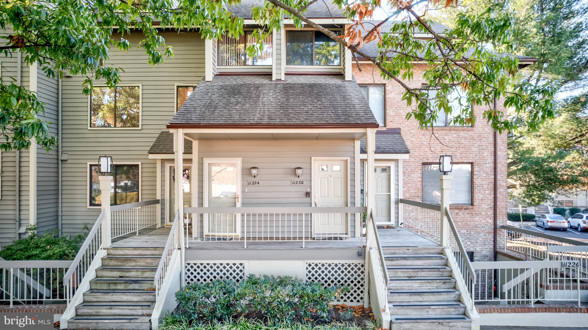 HARBOR POINT - Residential