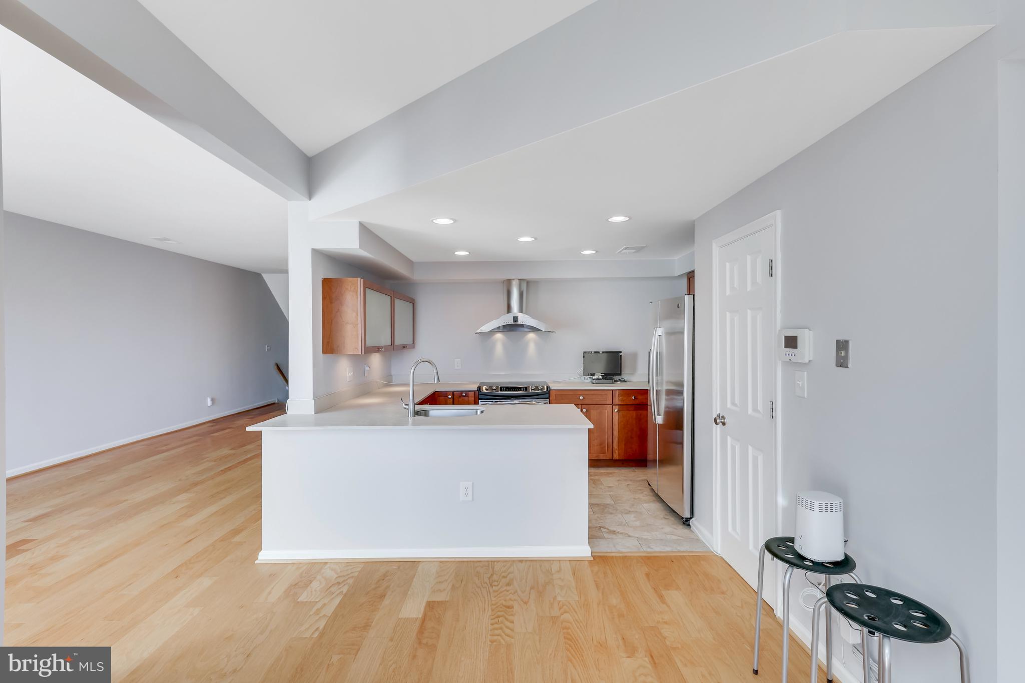 HARBOR POINT - Residential