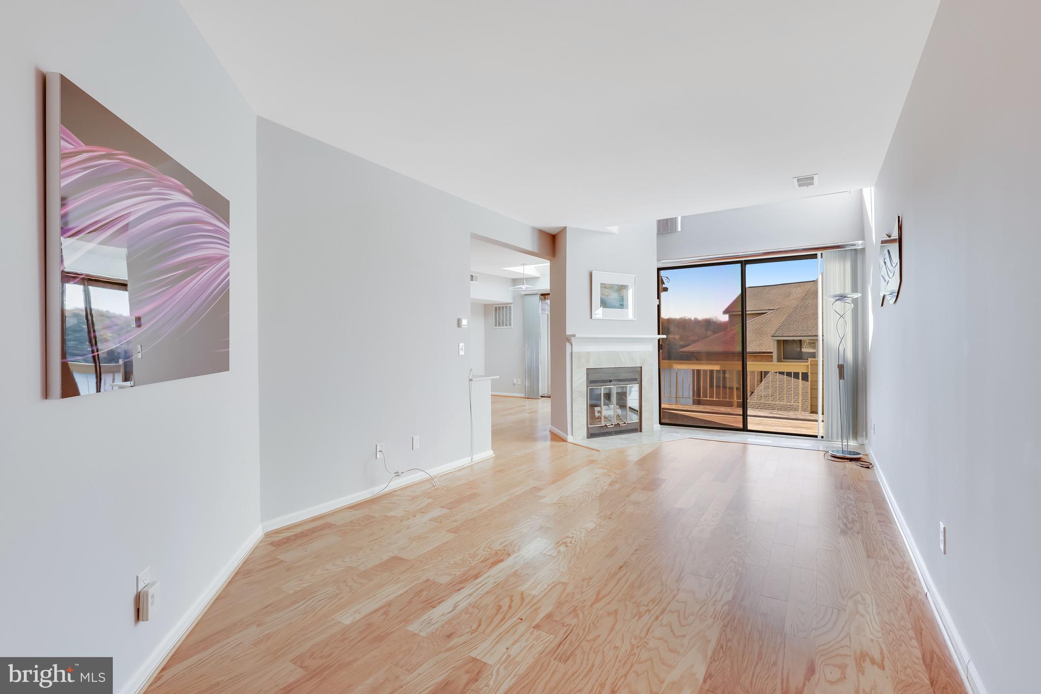 HARBOR POINT - Residential