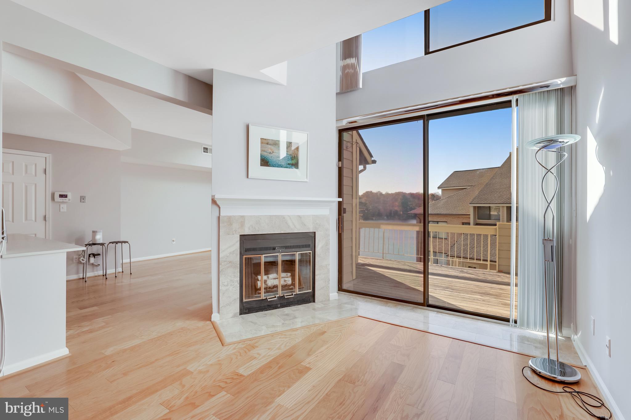 HARBOR POINT - Residential