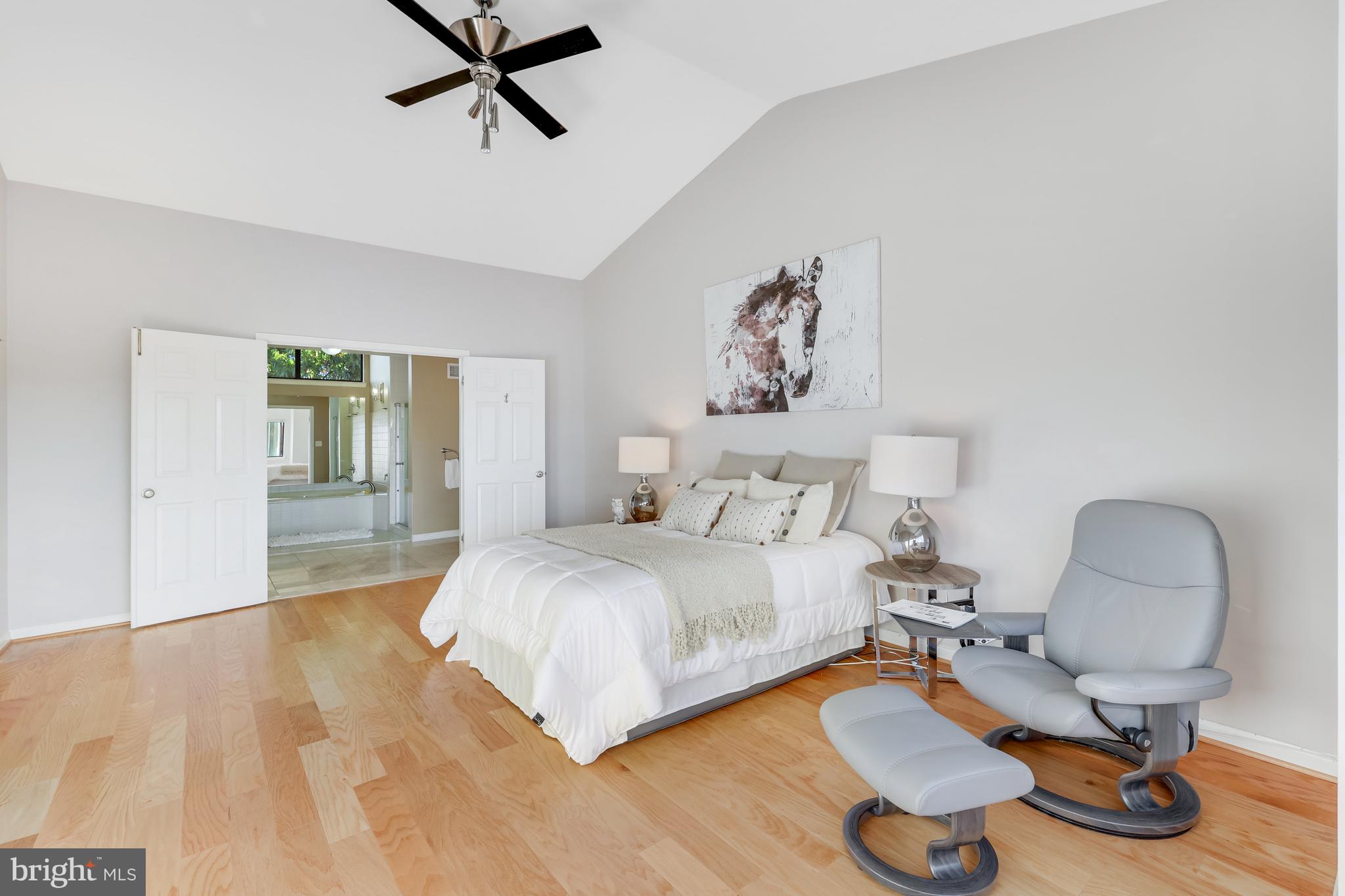 HARBOR POINT - Residential