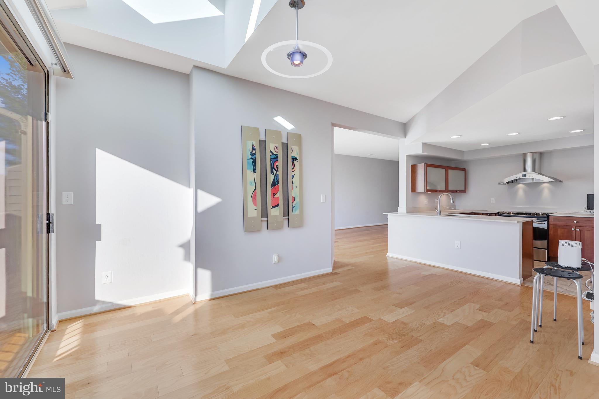 HARBOR POINT - Residential