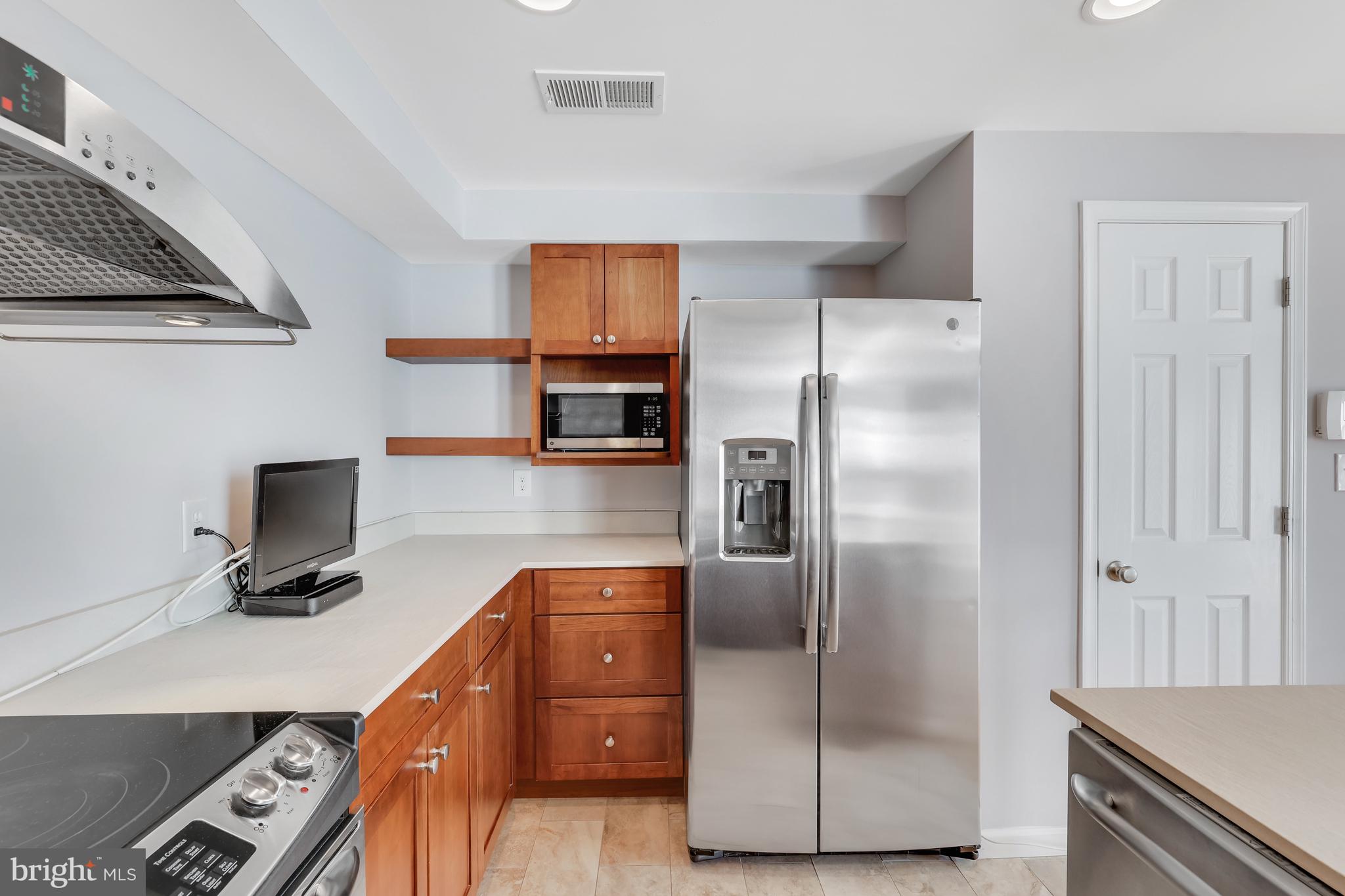 HARBOR POINT - Residential