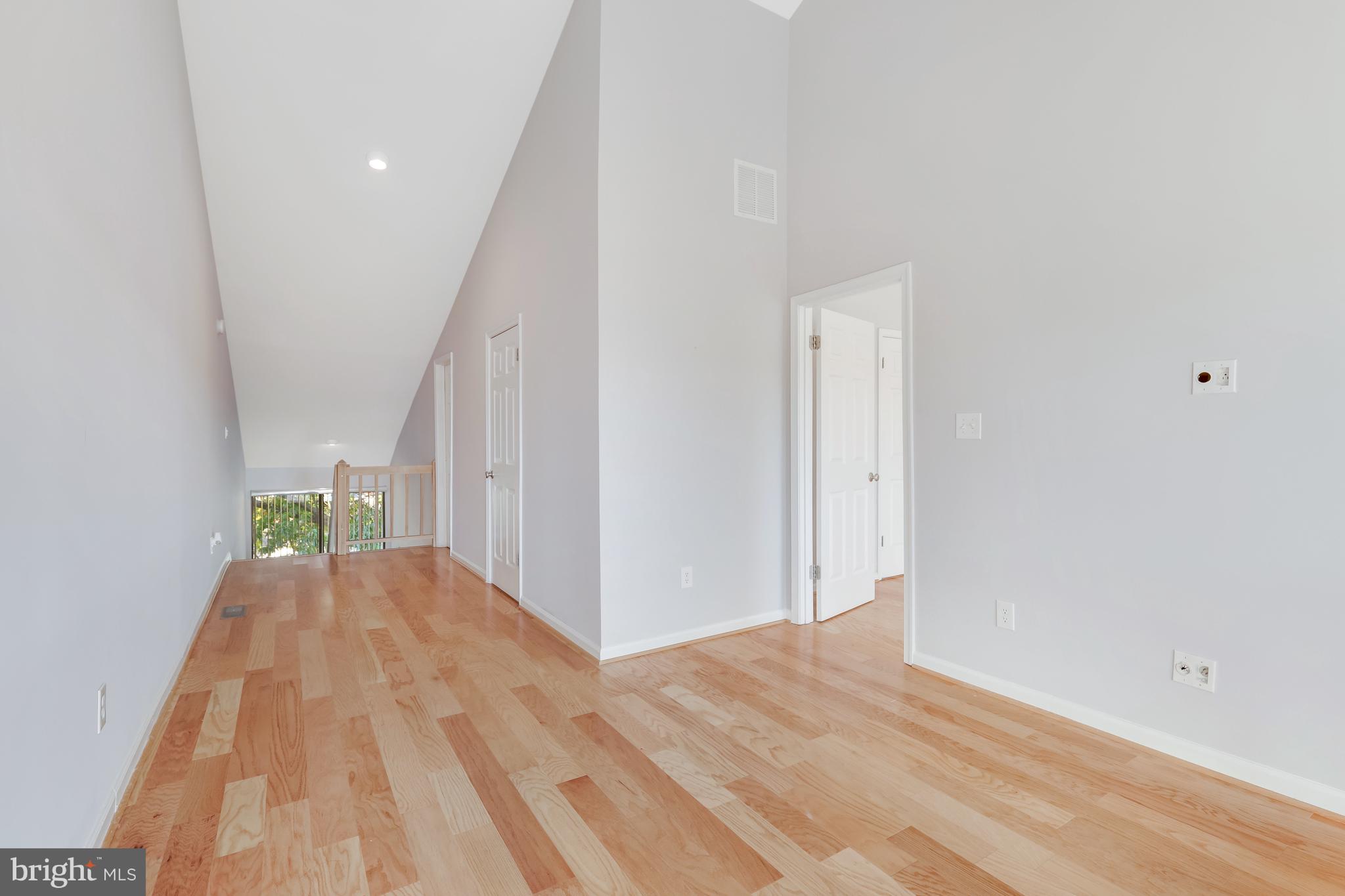 HARBOR POINT - Residential