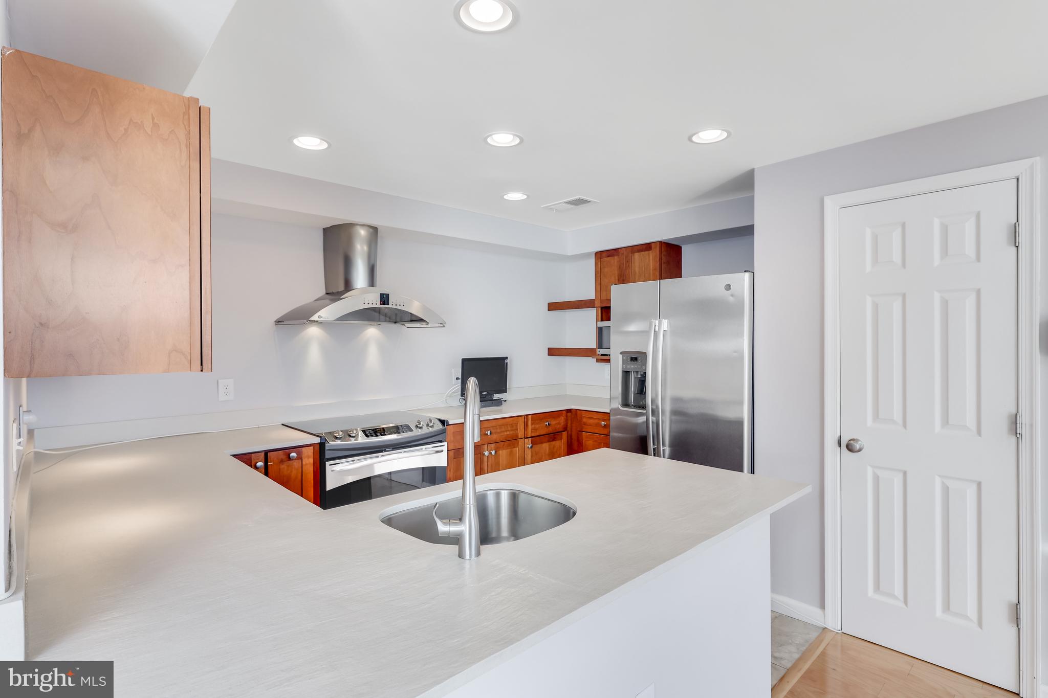 HARBOR POINT - Residential