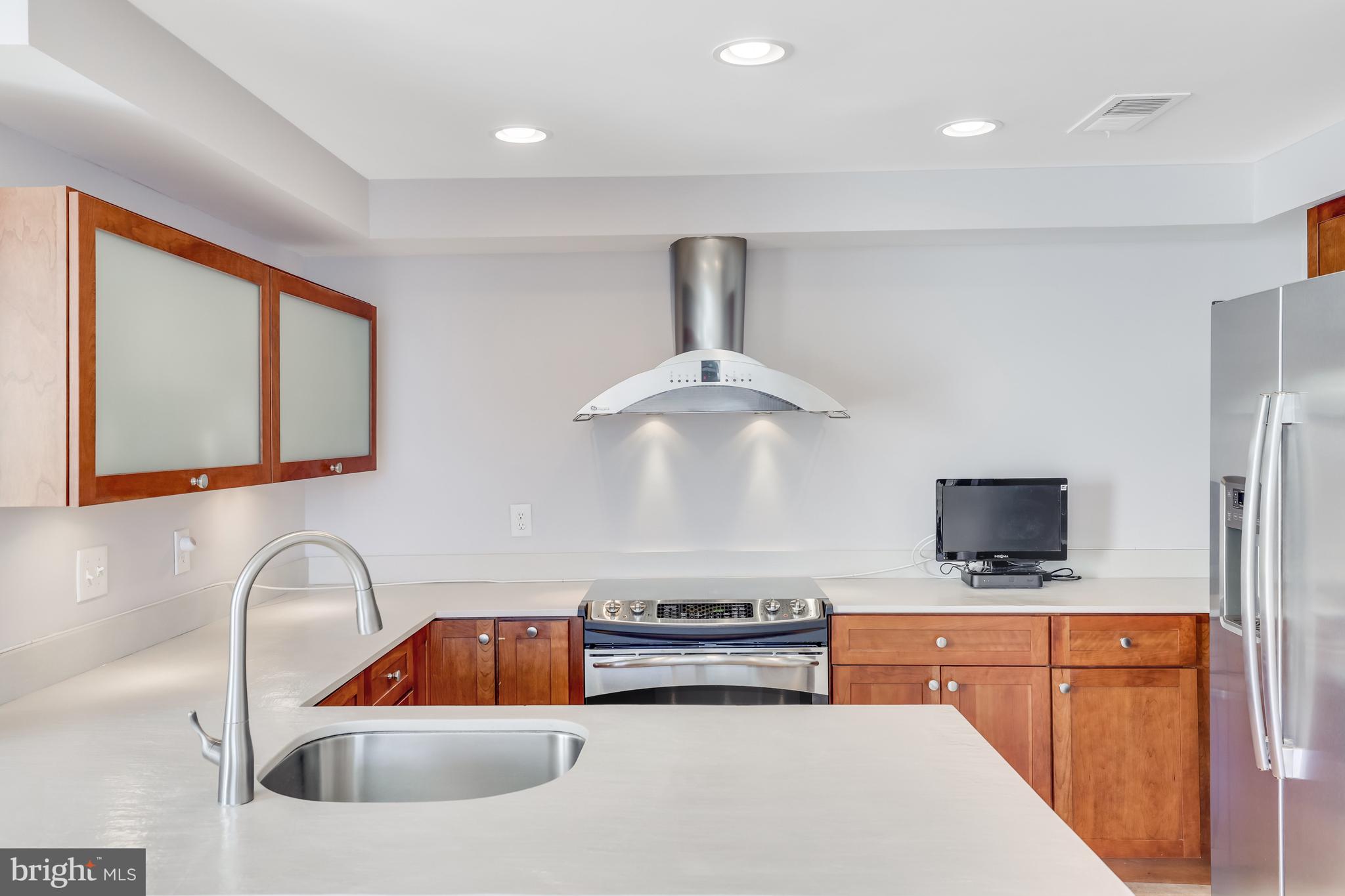 HARBOR POINT - Residential