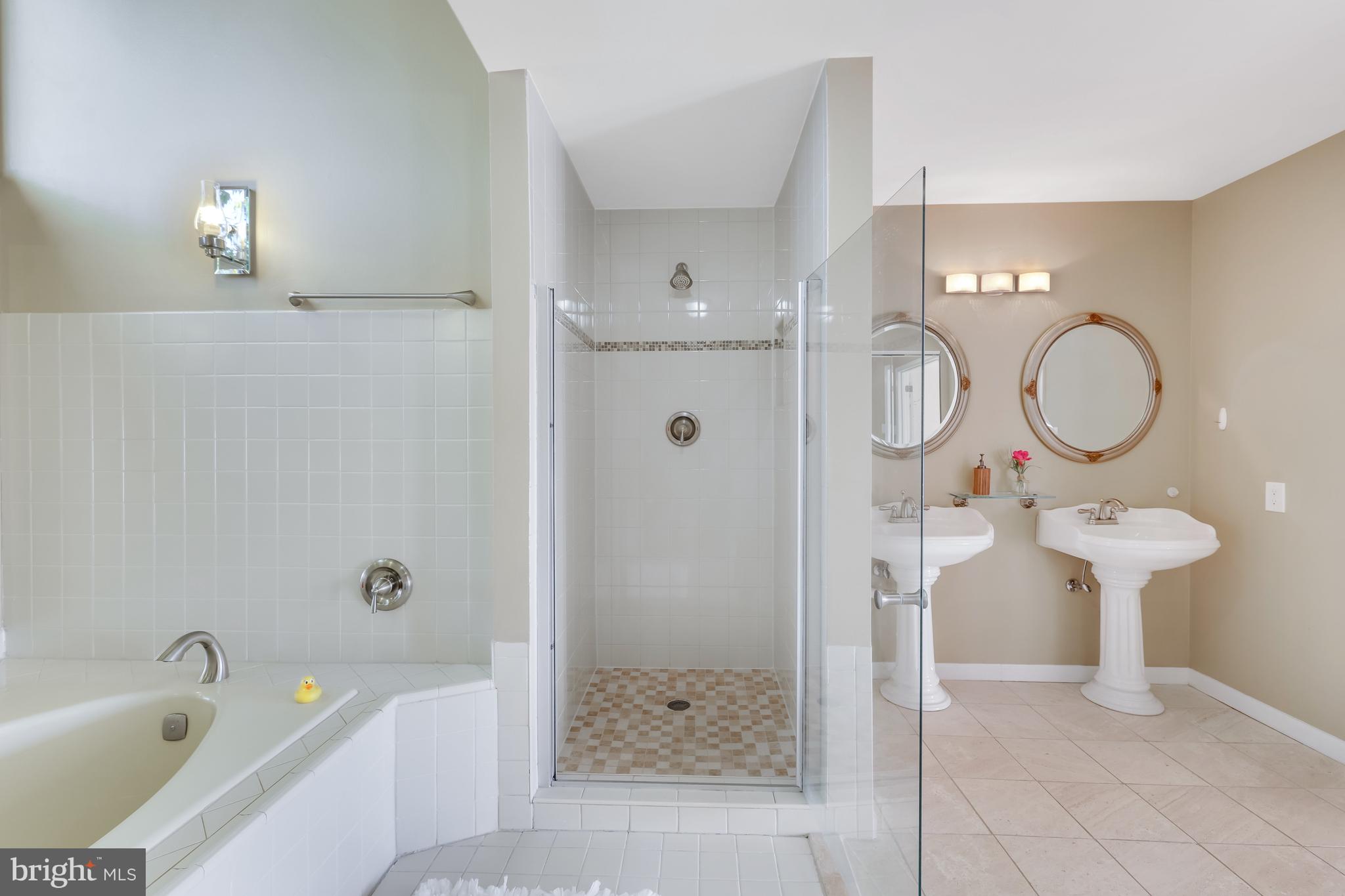 HARBOR POINT - Residential