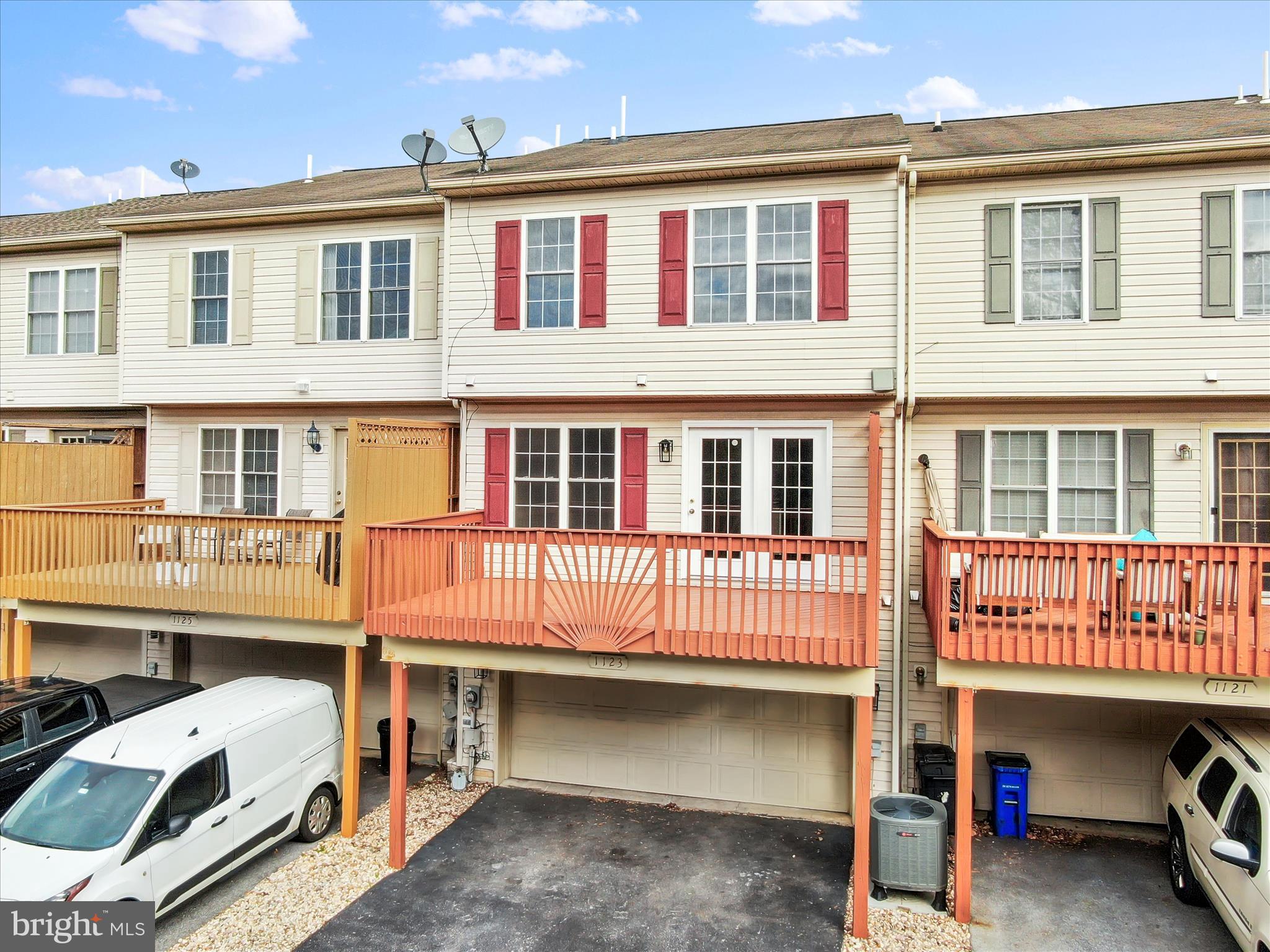 NORTH GATE TOWNE HOMES - Residential