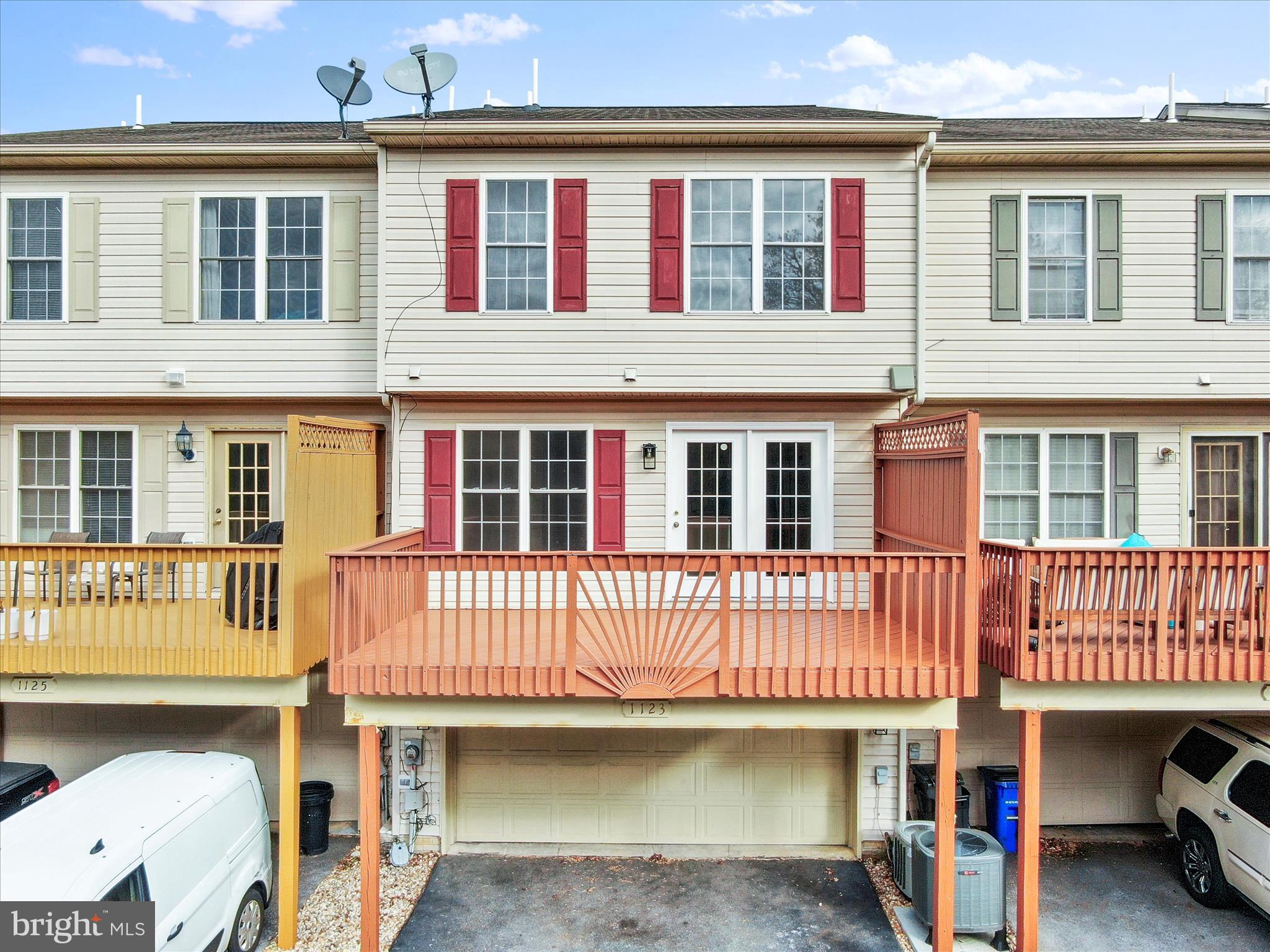 NORTH GATE TOWNE HOMES - Residential