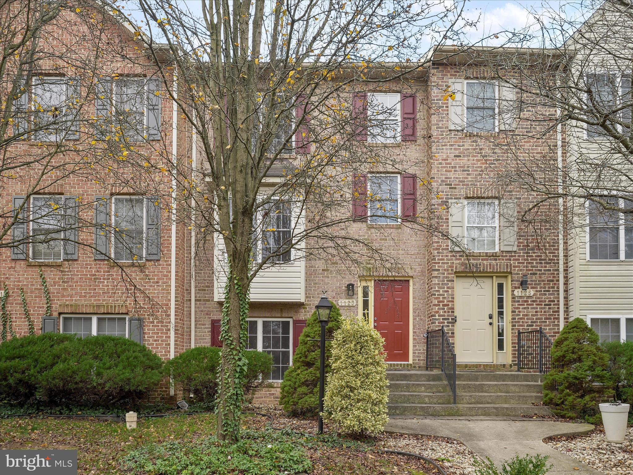 NORTH GATE TOWNE HOMES - Residential