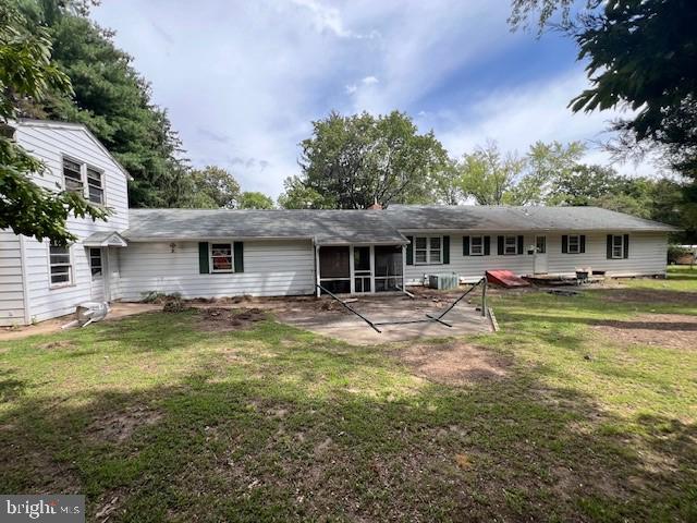 1121 PERKINS LANE