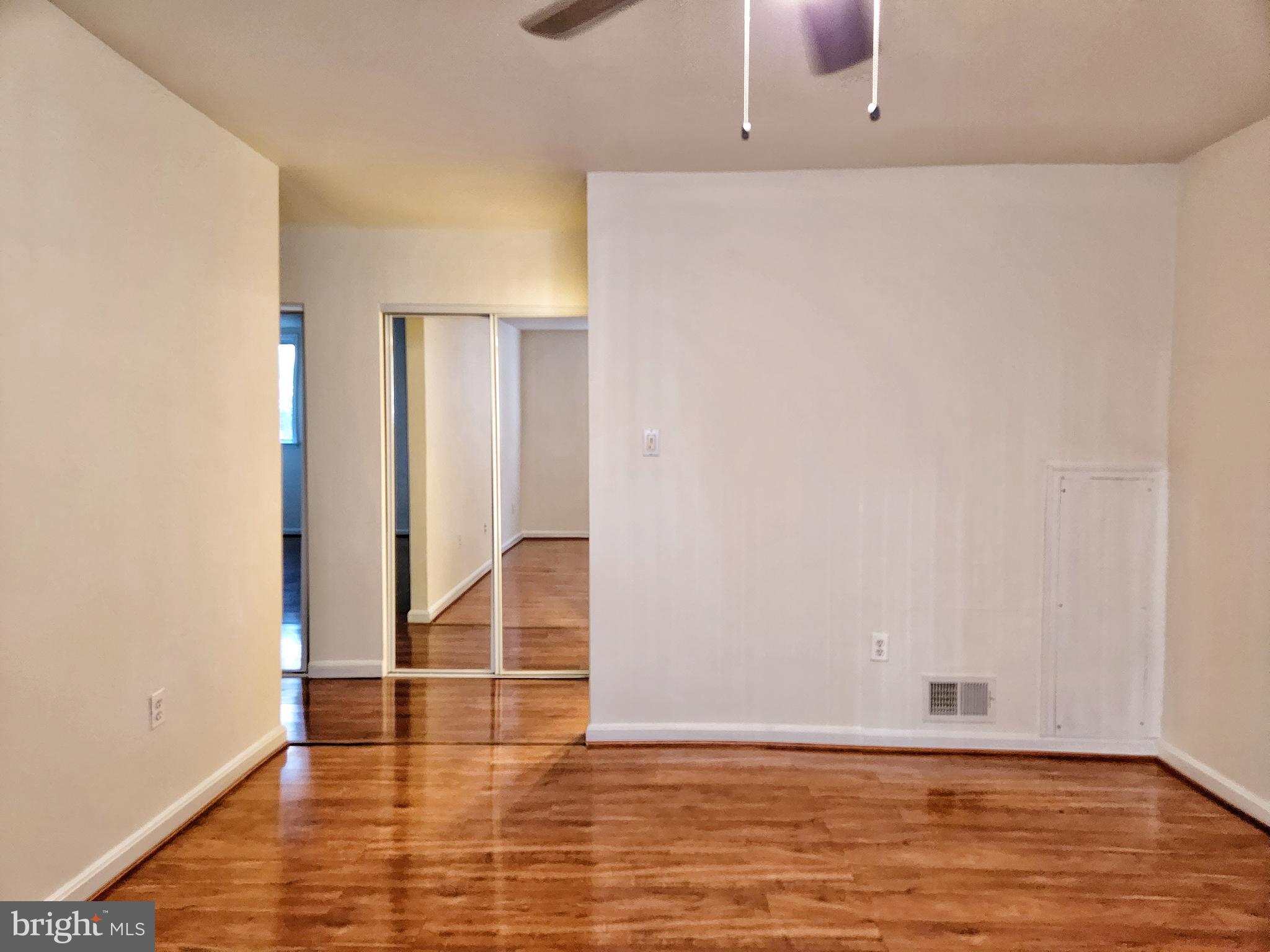 TERRACE TOWNHOUSES OF ANNANDALE - Residential