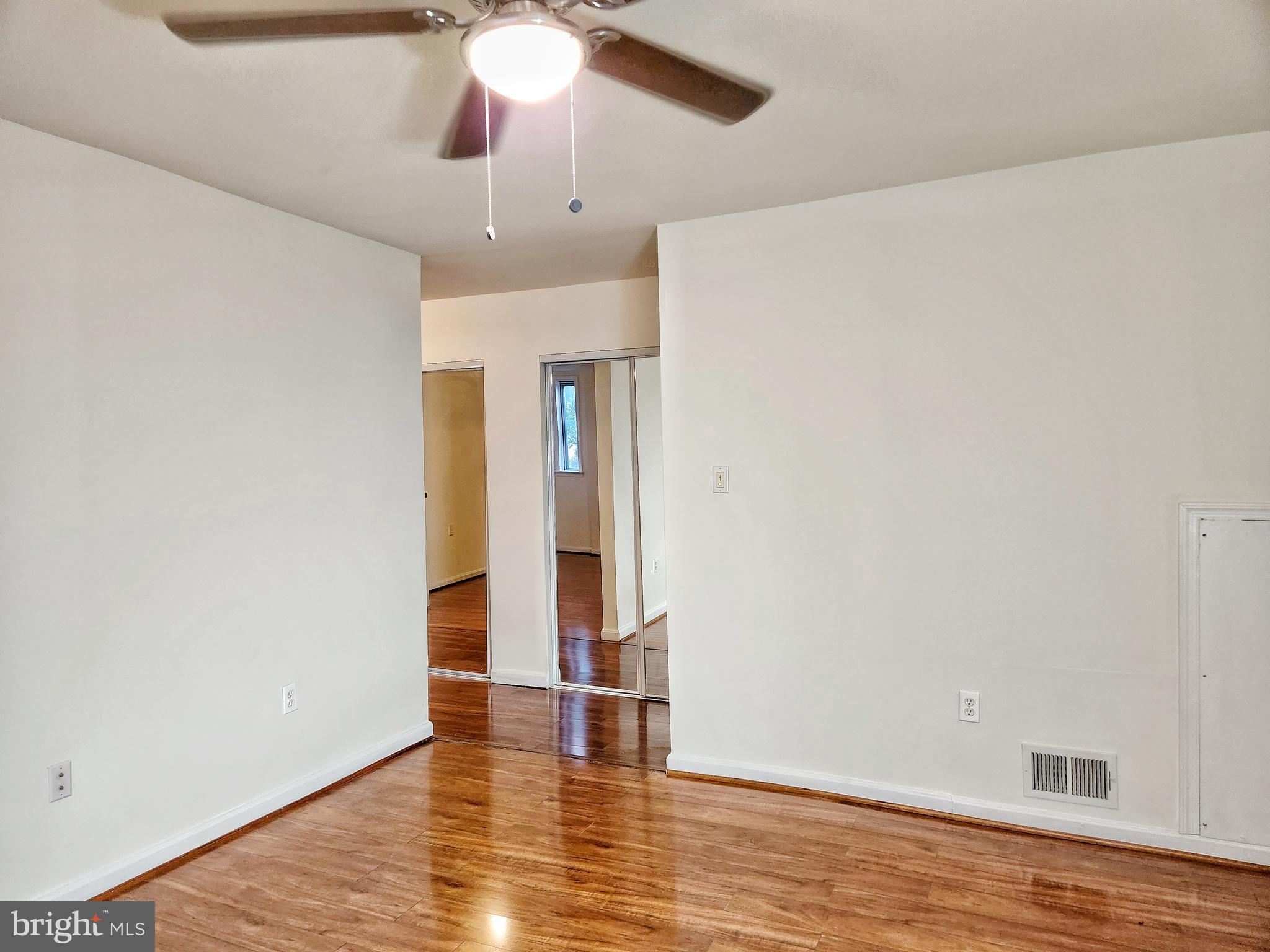 TERRACE TOWNHOUSES OF ANNANDALE - Residential