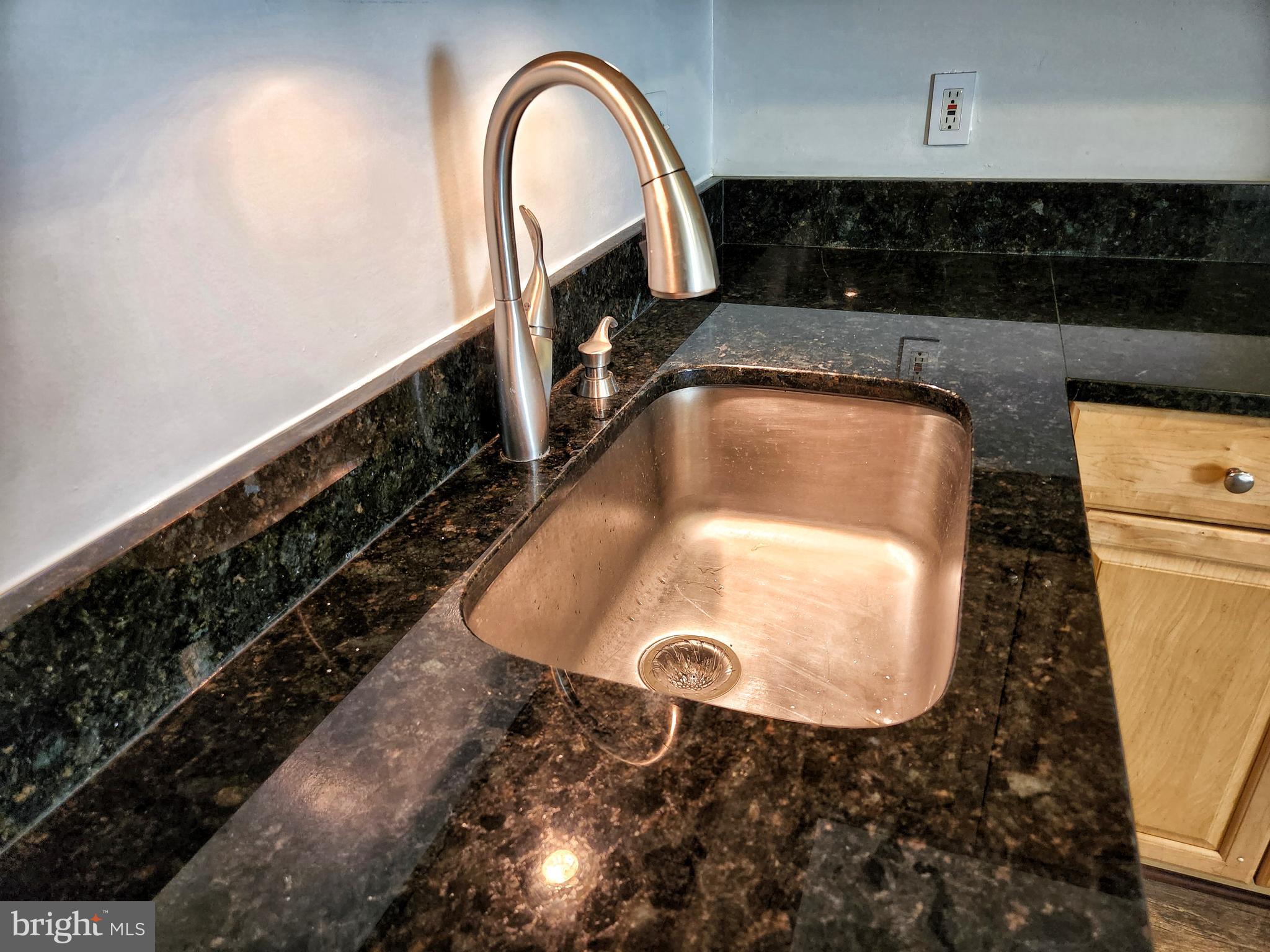 TERRACE TOWNHOUSES OF ANNANDALE - Residential