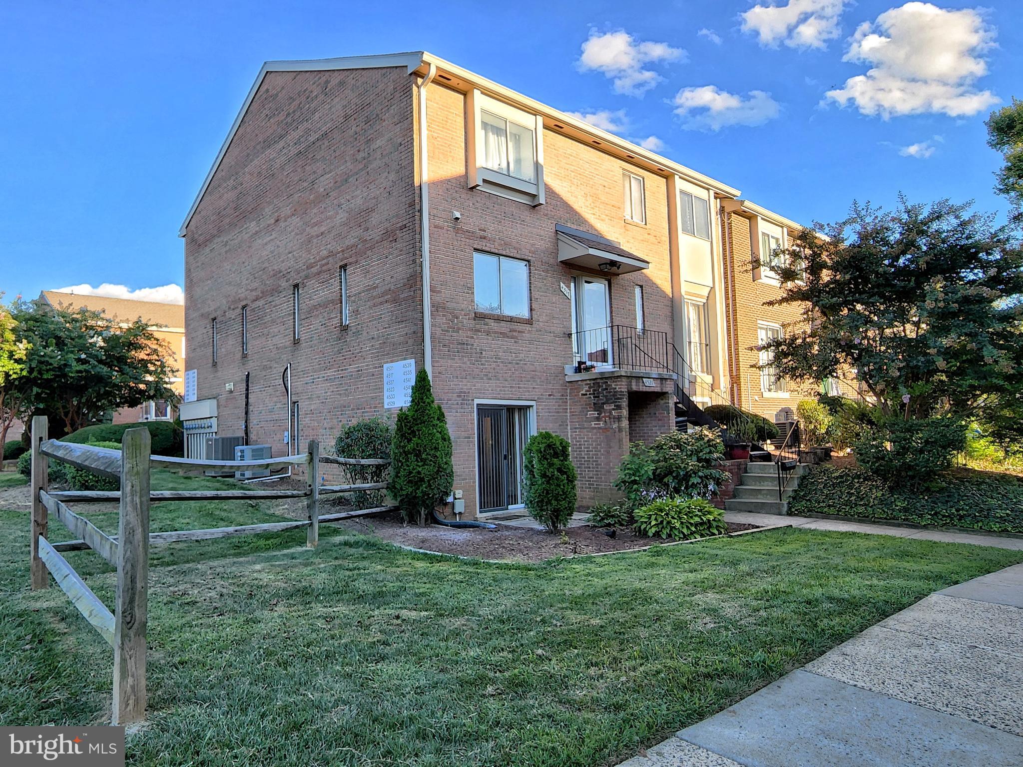 4521 LOGSDON DRIVE 238