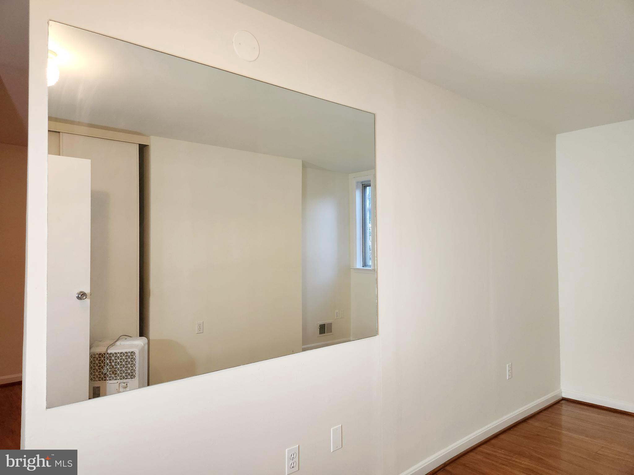 TERRACE TOWNHOUSES OF ANNANDALE - Residential