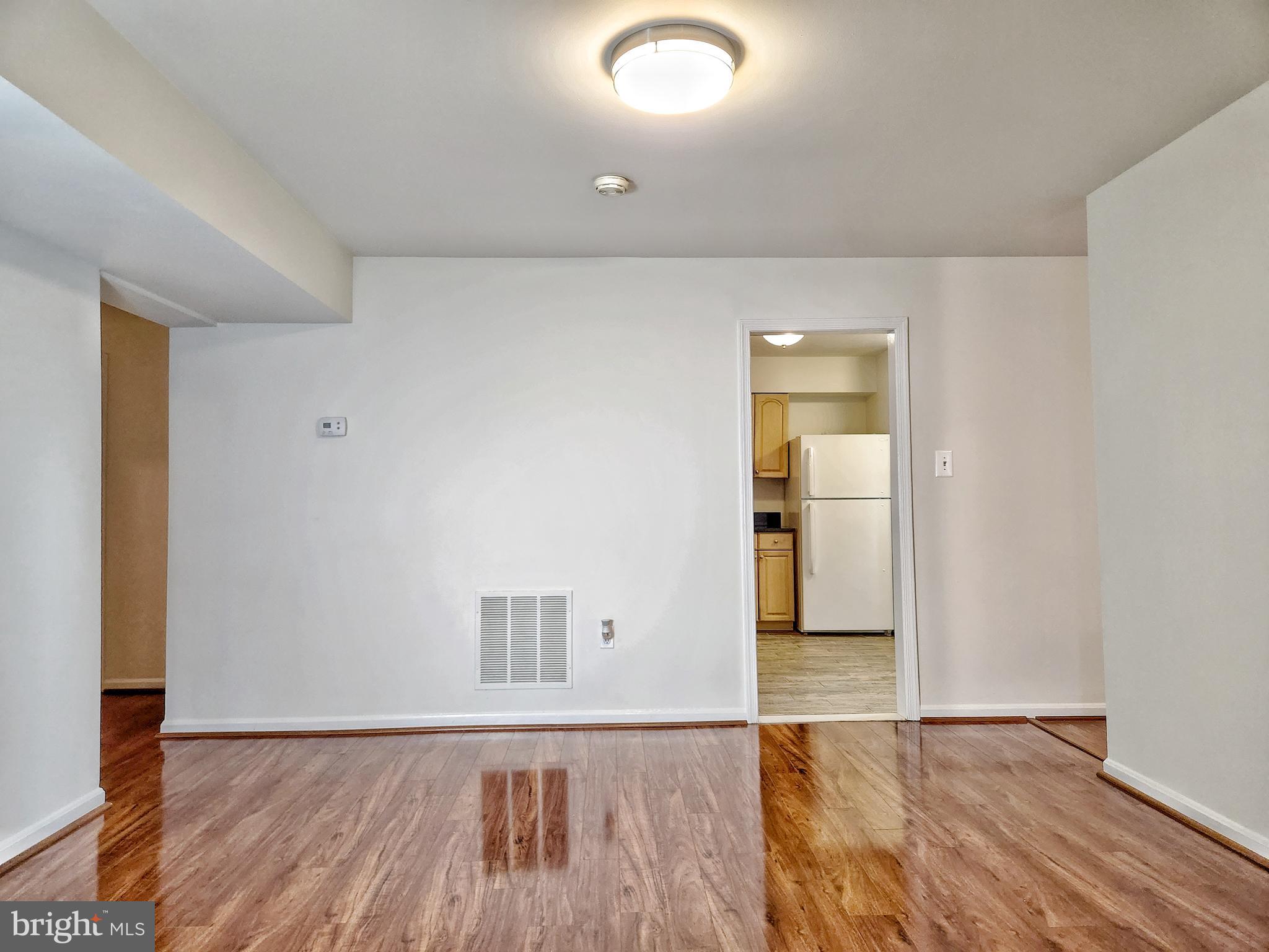 TERRACE TOWNHOUSES OF ANNANDALE - Residential