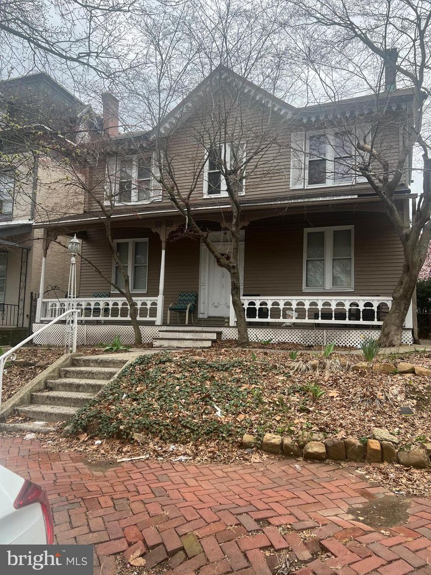 730 N 2nd St! This beautiful detached home is within walking distance of Reading's Historic District and is close to public transportation, shopping, restaurants and schools. There are five total bedrooms: four on the second floor and one on the main floor with its very own full bathroom. Additionally, there is a full bath on the second floor and a powder room on the main floor.  Lovely dining room and eat-in kitchen. Ample-sized backyard great for entertaining.