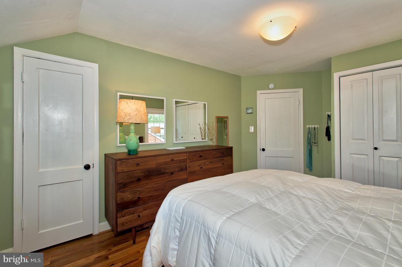 GARDEN CITY - Residential