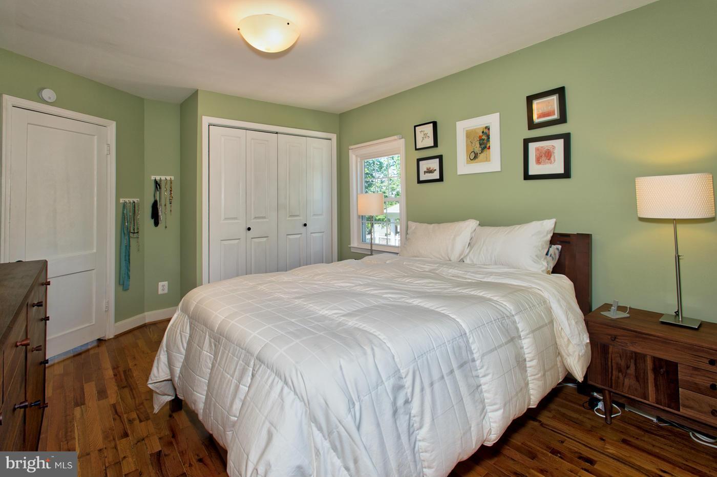 GARDEN CITY - Residential