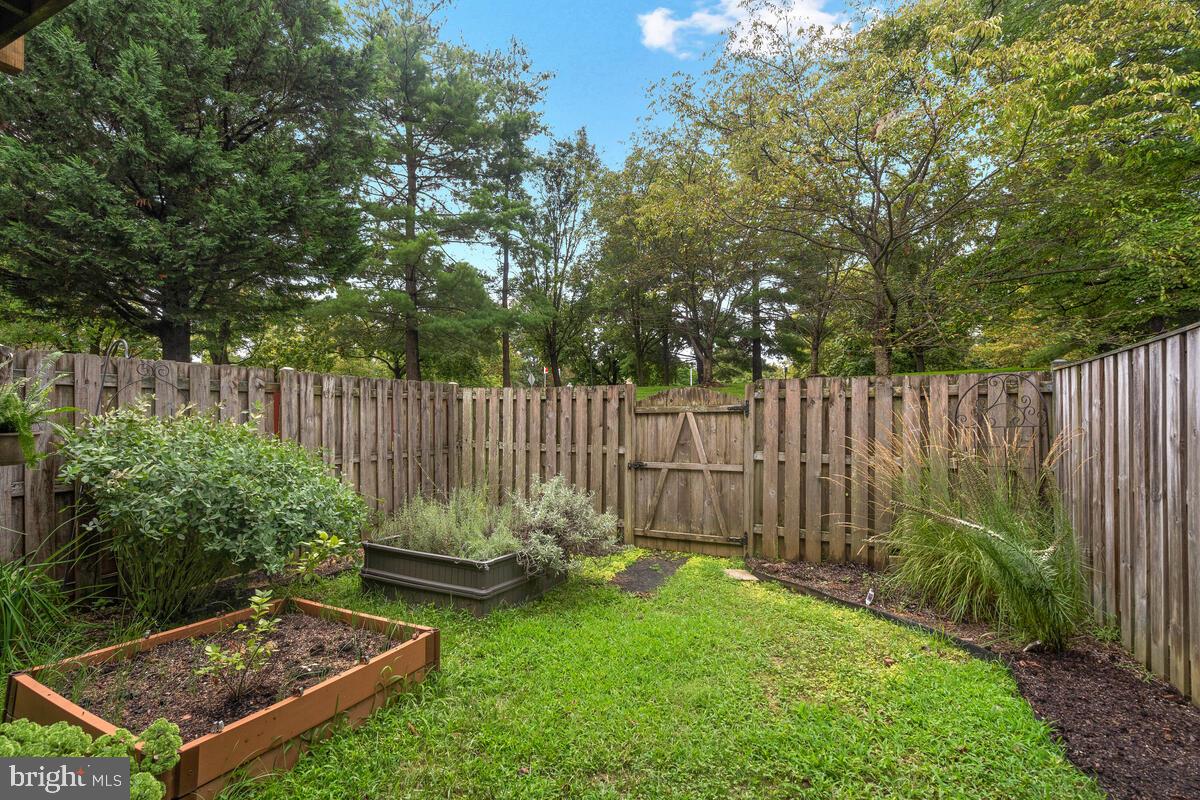 FAIR HILL FARM - Residential