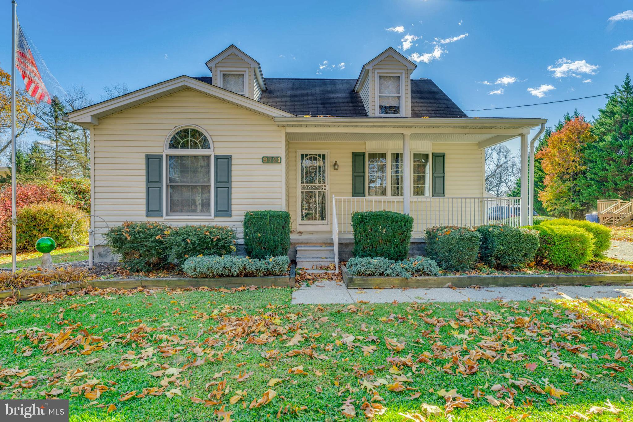 WINDSOR MILL - Residential