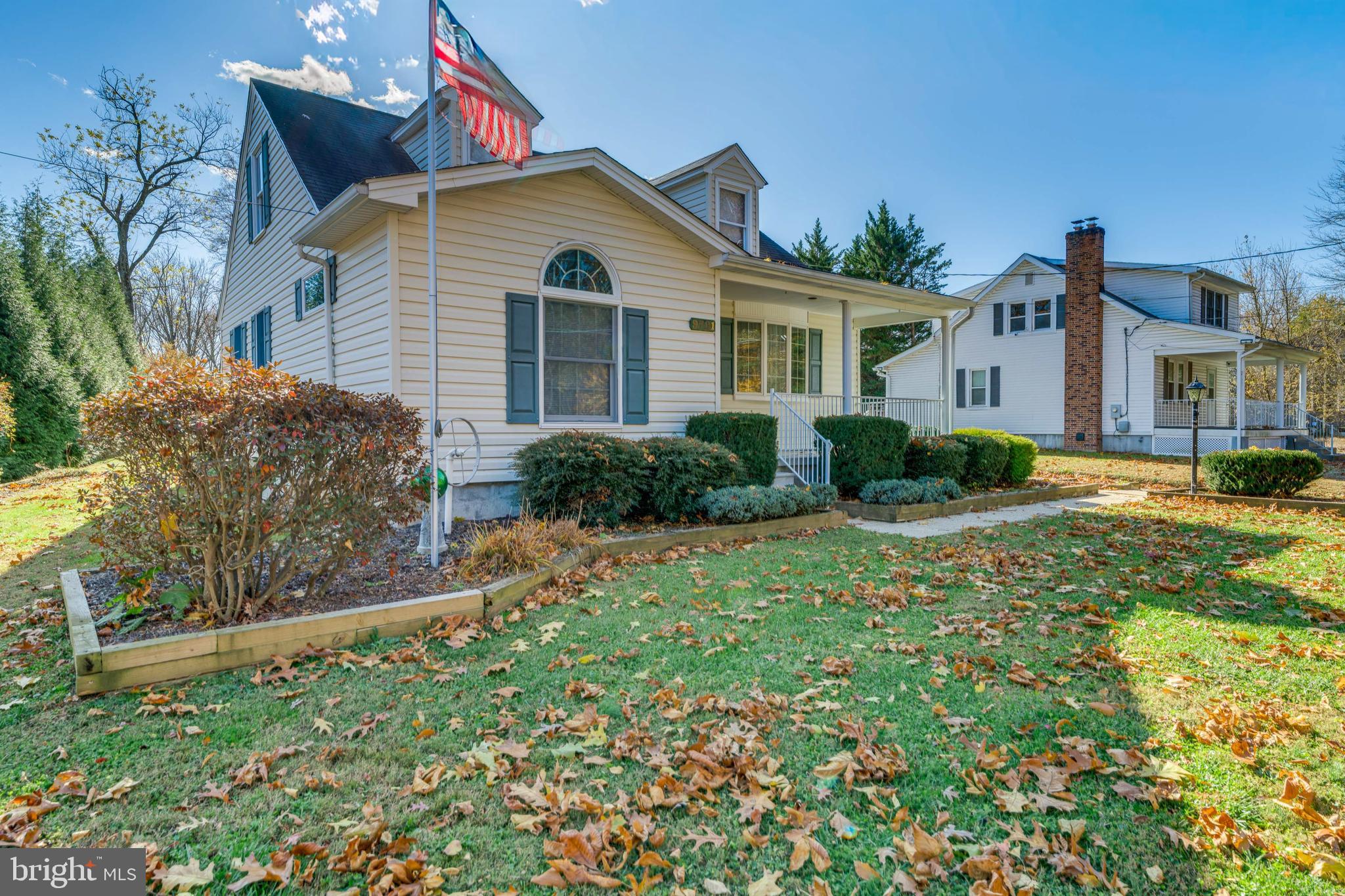 WINDSOR MILL - Residential