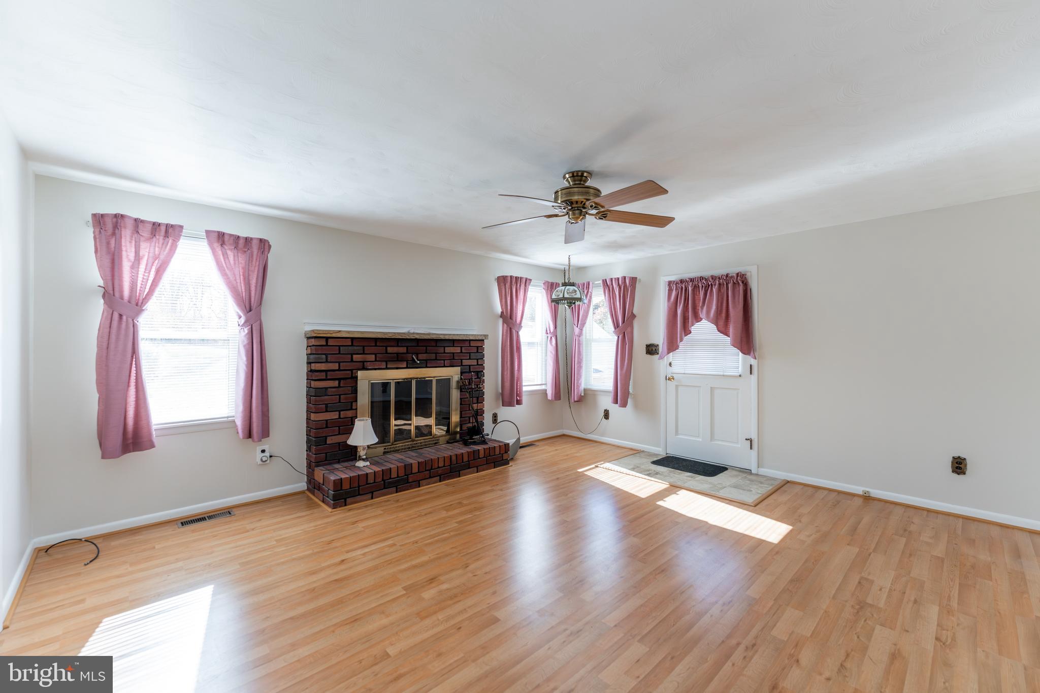 WINDSOR MILL - Residential