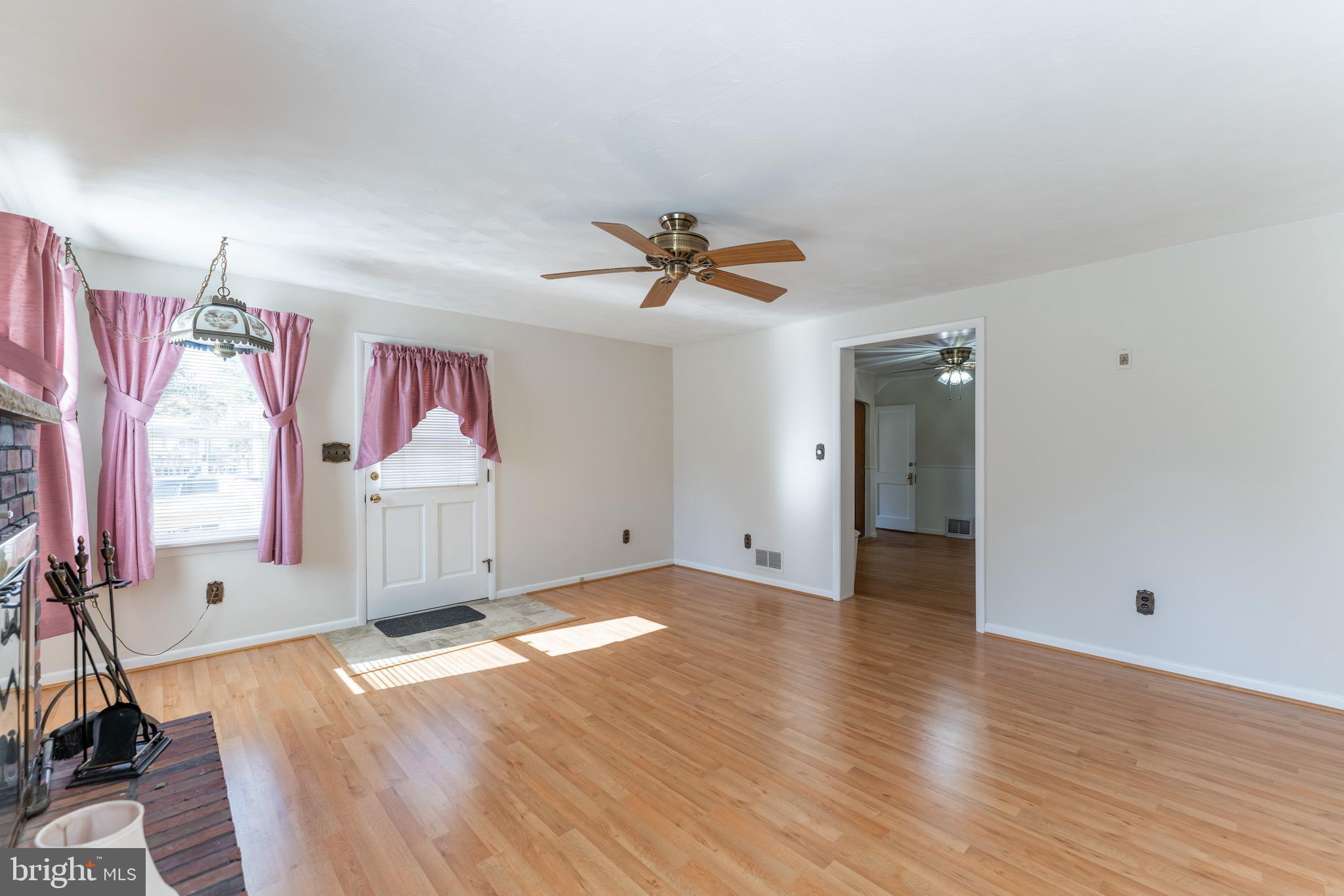 WINDSOR MILL - Residential