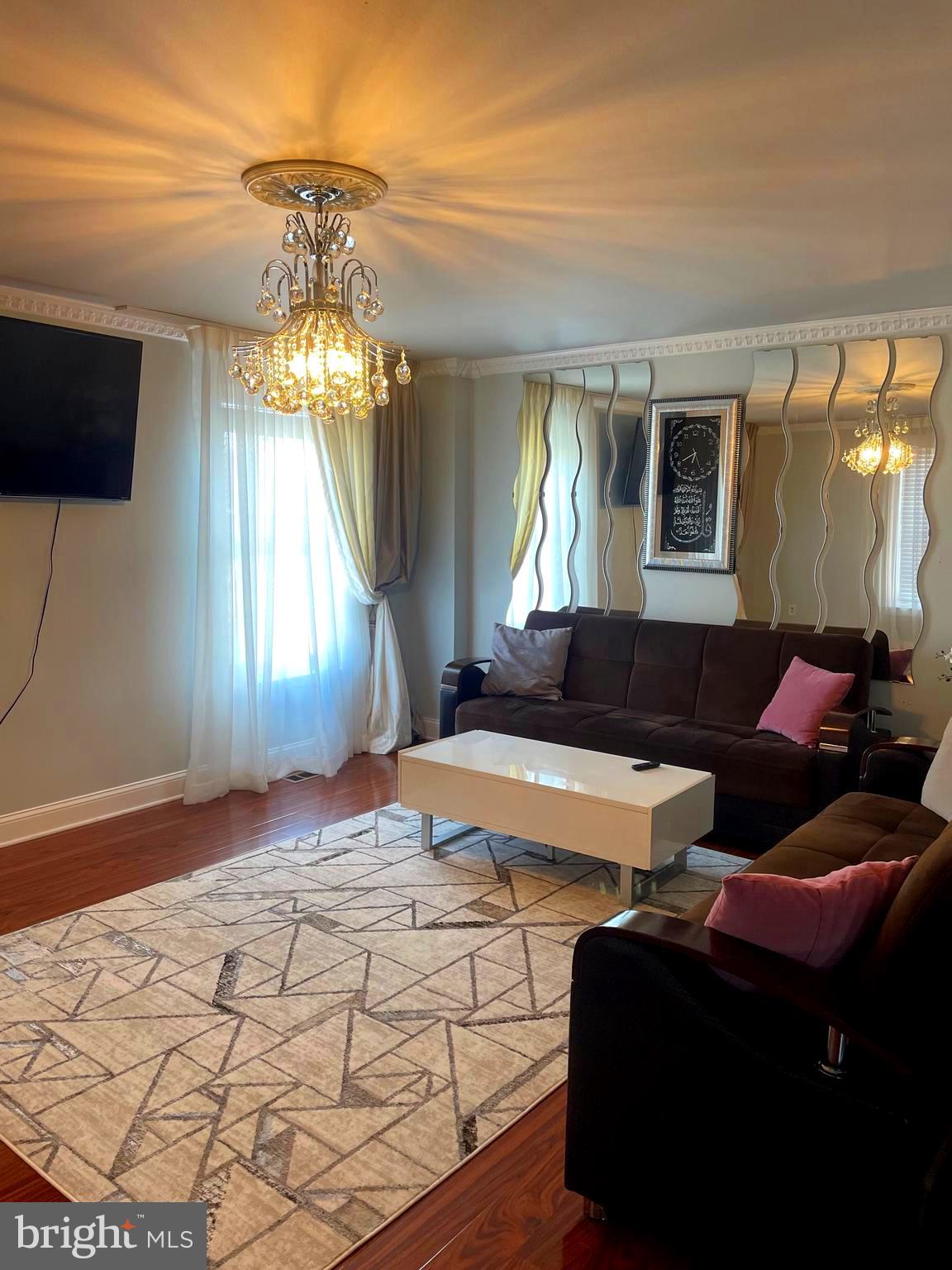 SOMERTON - Residential