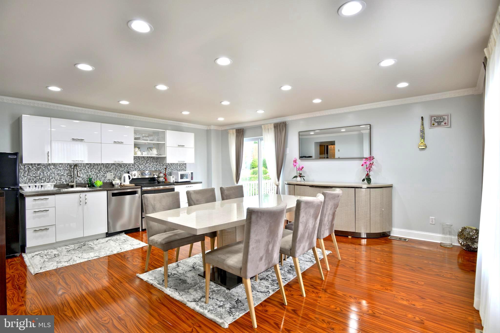 SOMERTON - Residential