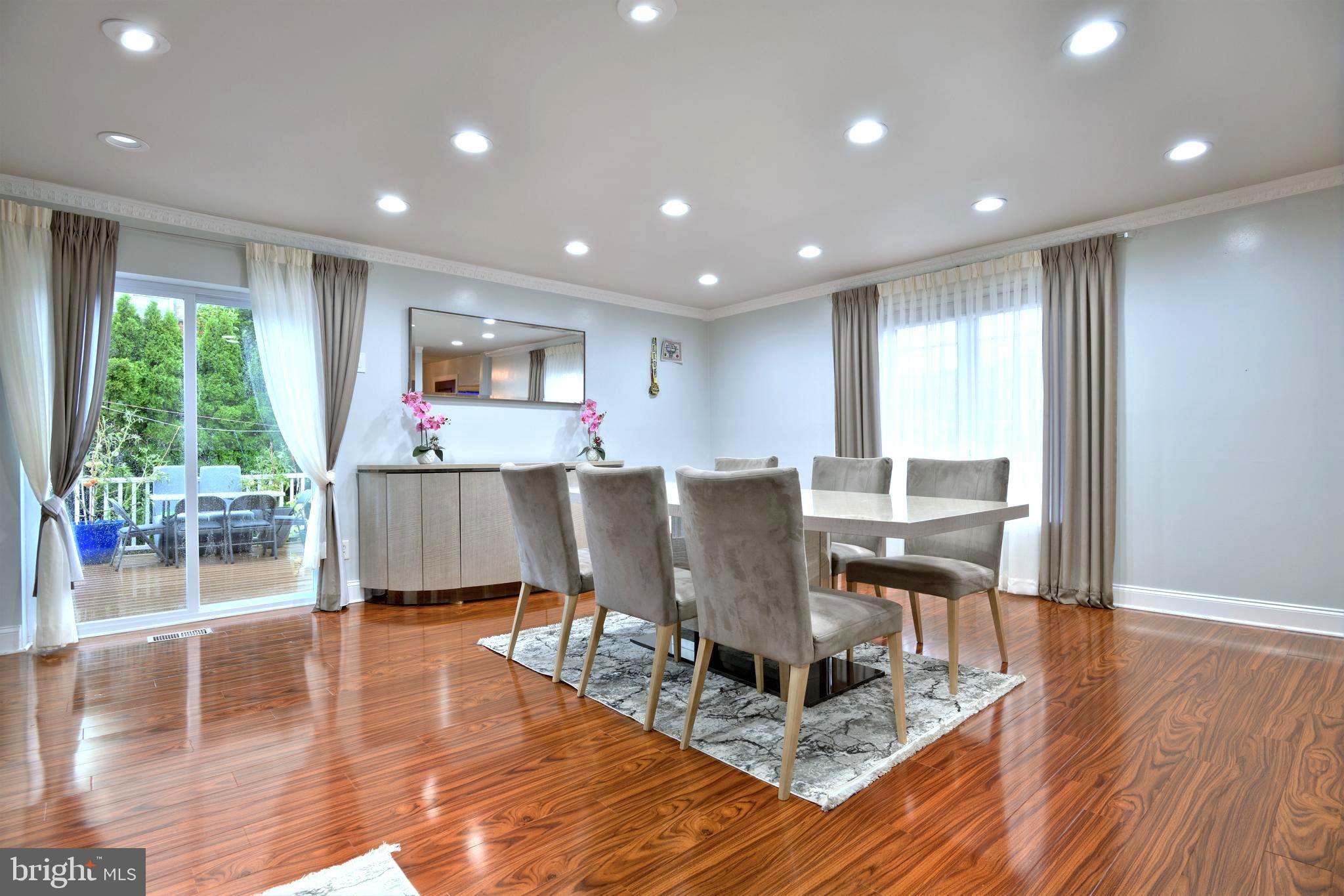 SOMERTON - Residential