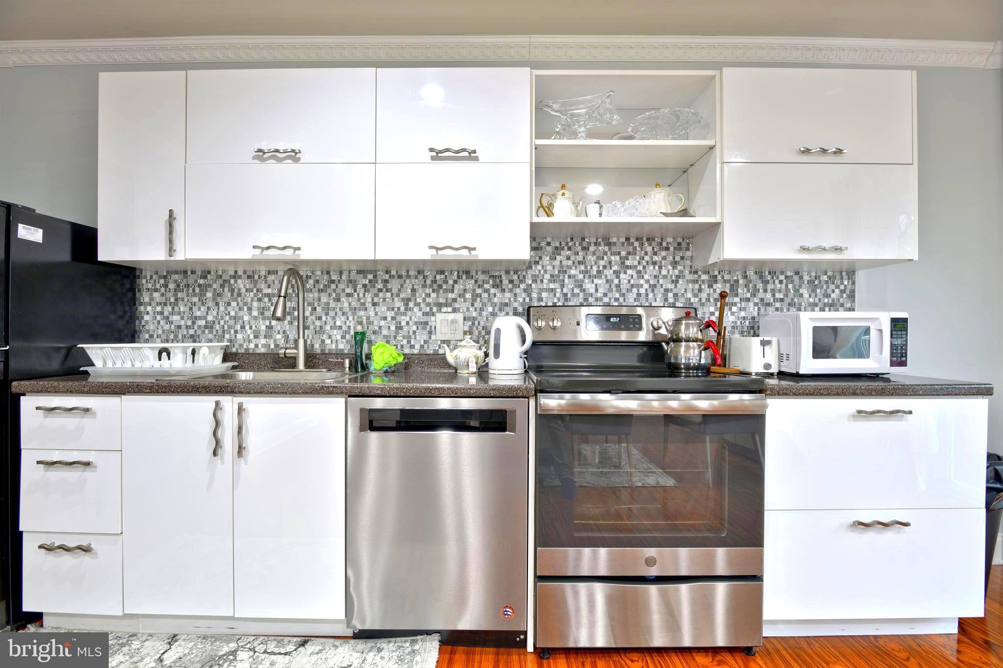 SOMERTON - Residential