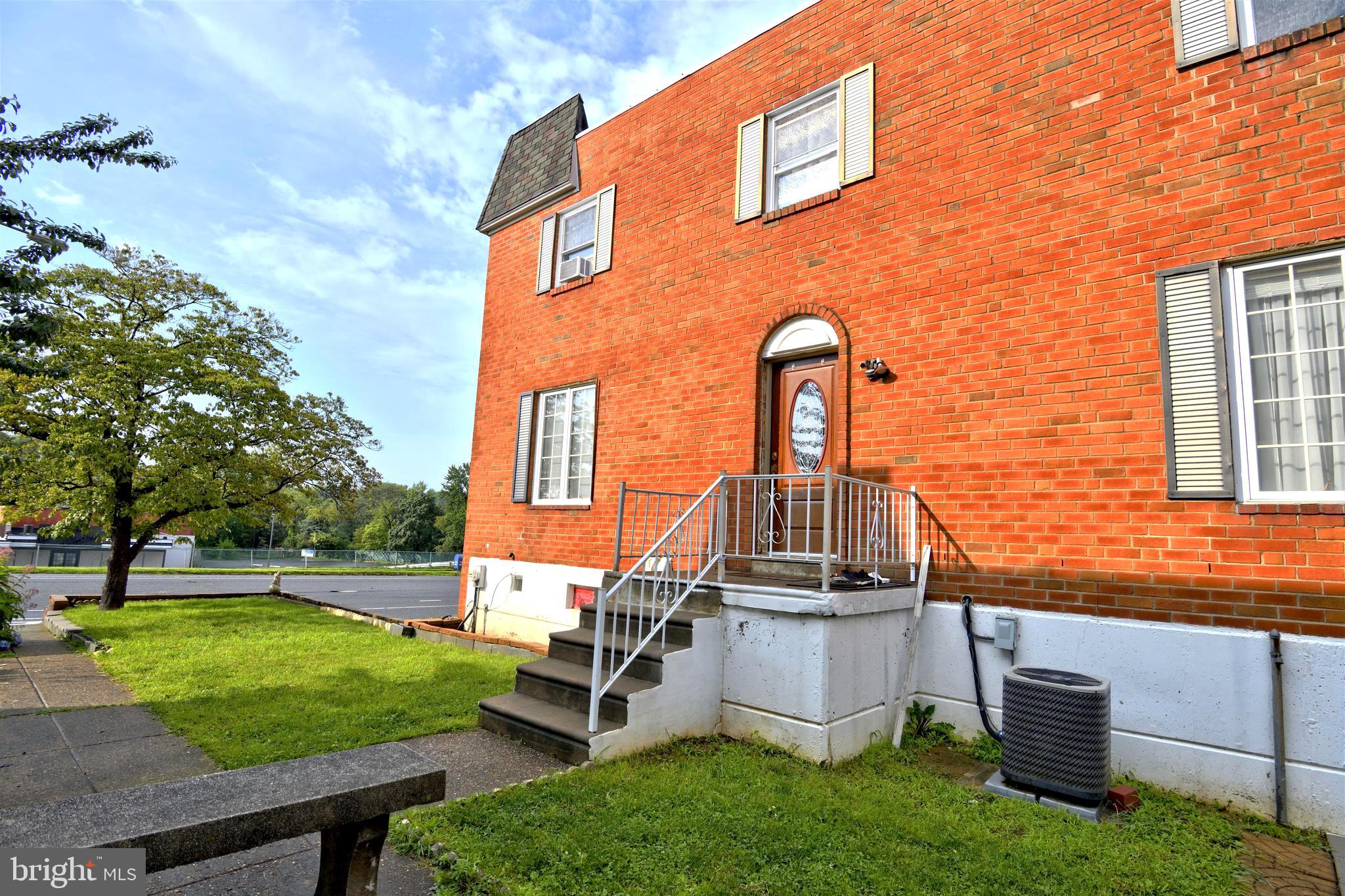 SOMERTON - Residential