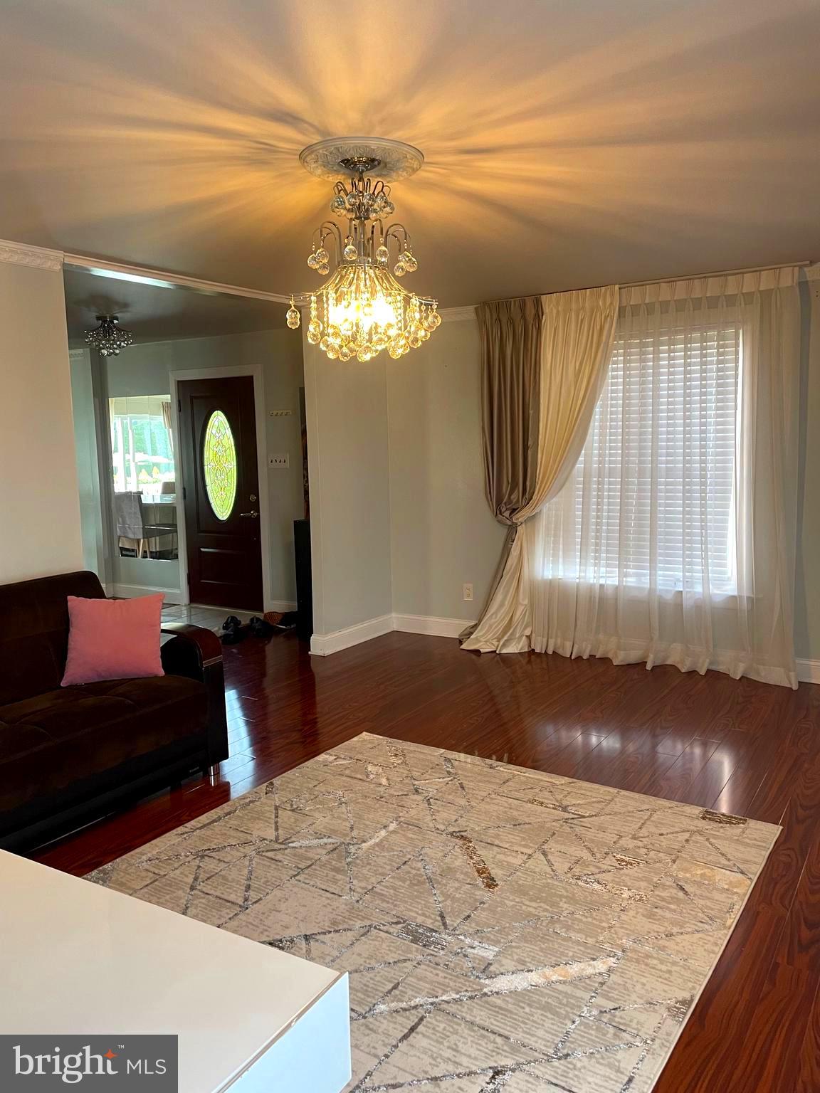 SOMERTON - Residential